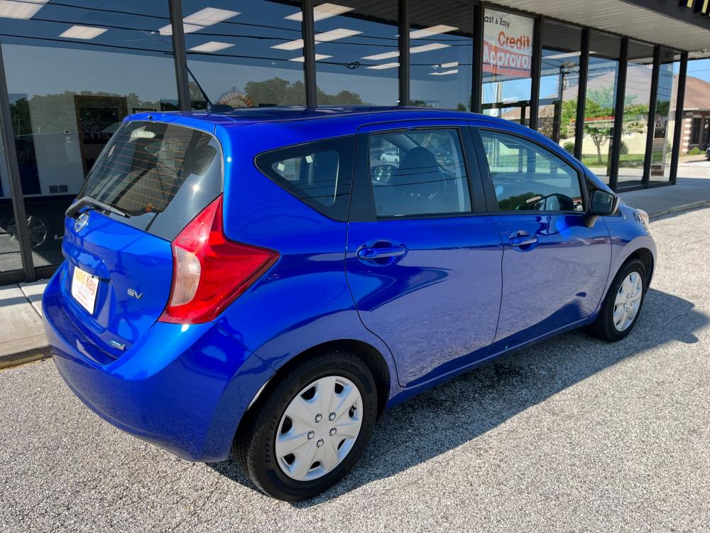 2016 Blue Nissan Versa Note S (3N1CE2CP1GL) with an 1.6L L4 DOHC 16V engine, 5M transmission, located at 1633 W Kimberly, Davenport, 52806, (563) 323-5341, 41.559456, -90.598732 - Photo #3