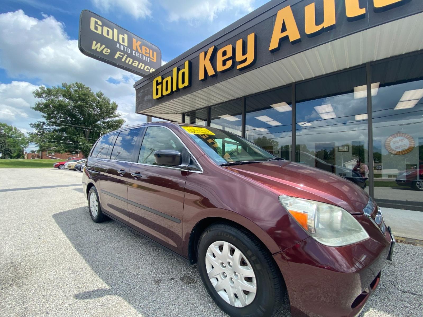 2007 Honda Odyssey LX (5FNRL38267B) with an 3.5L V6 SOHC 24V engine, 5-Speed Automatic Overdrive transmission, located at 1633 W Kimberly, Davenport, 52806, (563) 323-5341, 41.559456, -90.598732 - Photo #1