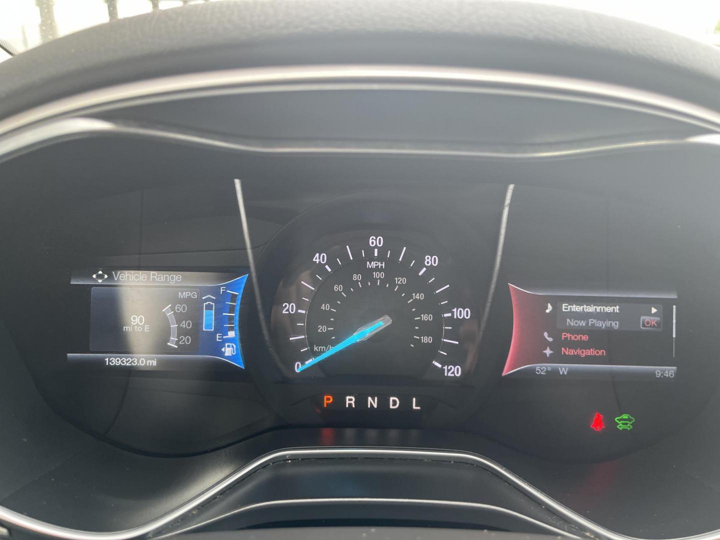 2014 Sterling Gray Metall Ford Fusion Hybrid SE (3FA6P0LU9ER) with an 2.0L L4 DOHC 16V HYB engine, CVT transmission, located at 1633 W Kimberly, Davenport, IA, 52806, (563) 323-5341, 41.559456, -90.598732 - Photo#6