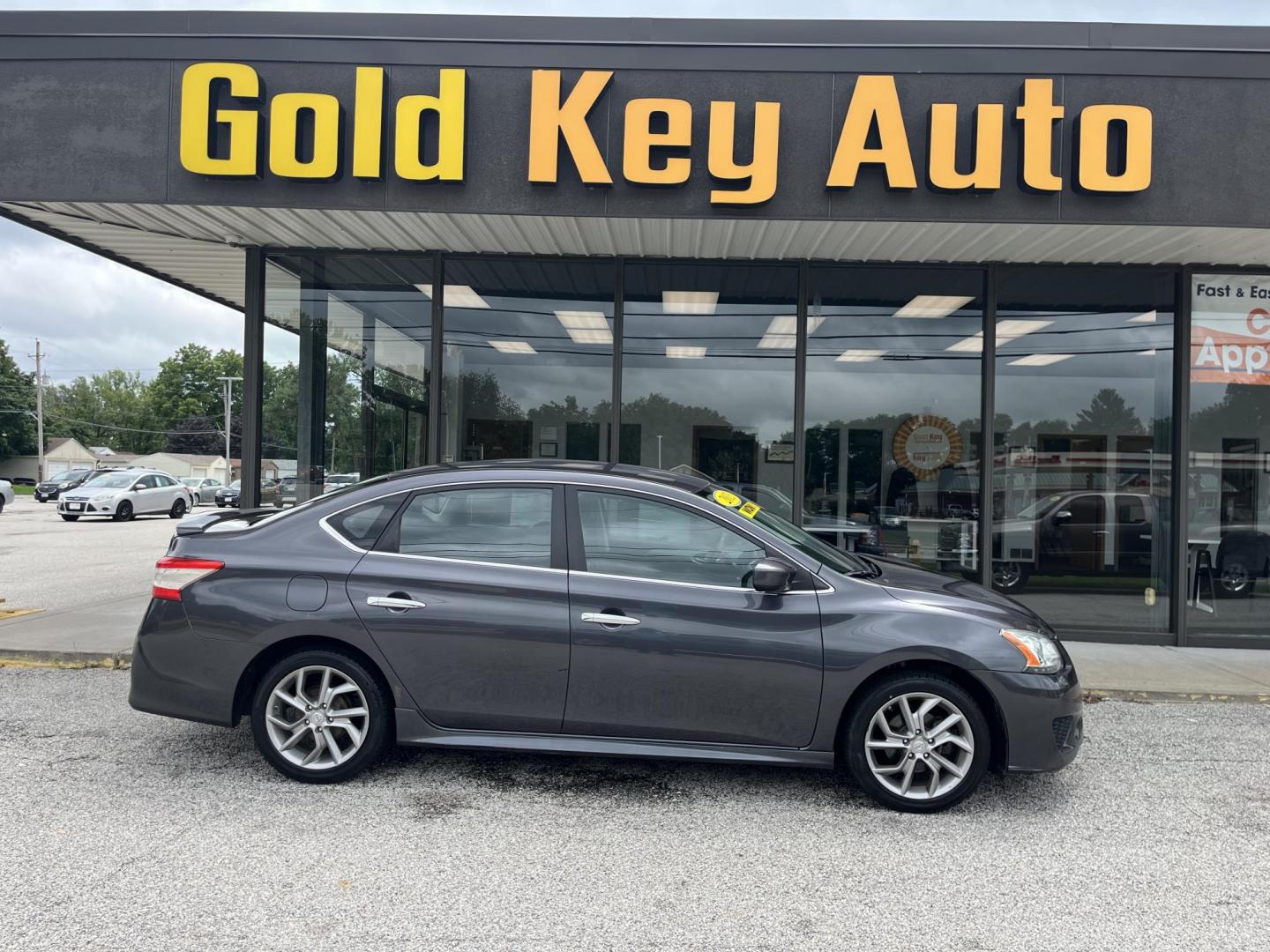 2013 Amethyst Gray Nissan Sentra SR (3N1AB7AP4DL) with an 1.8L L4 SFI DOHC 16 engine, Continuously Variabl transmission, located at 1633 W Kimberly, Davenport, IA, 52806, (563) 323-5341, 41.559456, -90.598732 - Photo#0