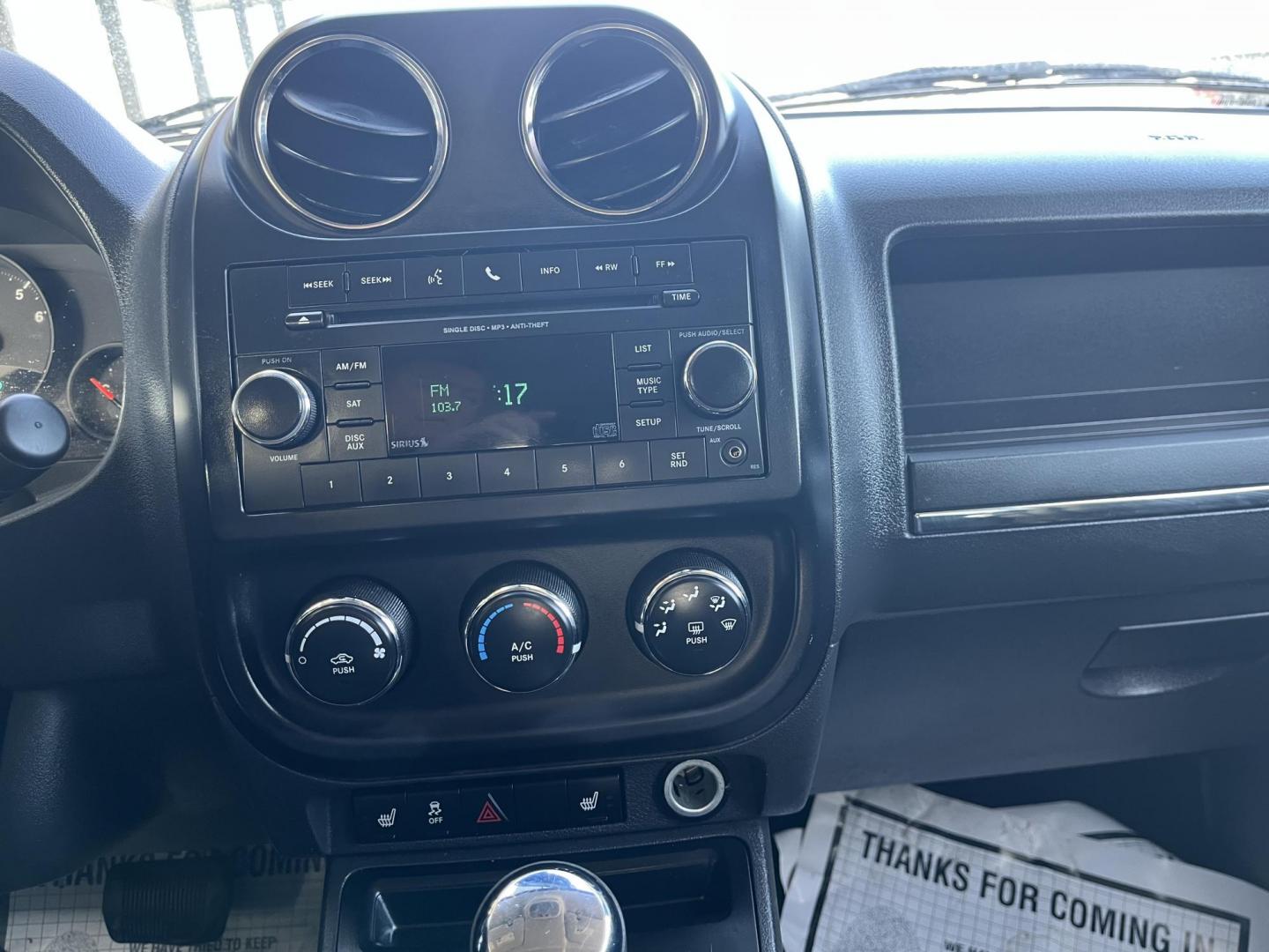 2013 Bright White Clearco Jeep Compass Latitude FWD (1C4NJCEAXDD) with an 2.0L L4 DOHC 16V engine, Continuously Variabl transmission, located at 1633 W Kimberly, Davenport, IA, 52806, (563) 323-5341, 41.559456, -90.598732 - Photo#7