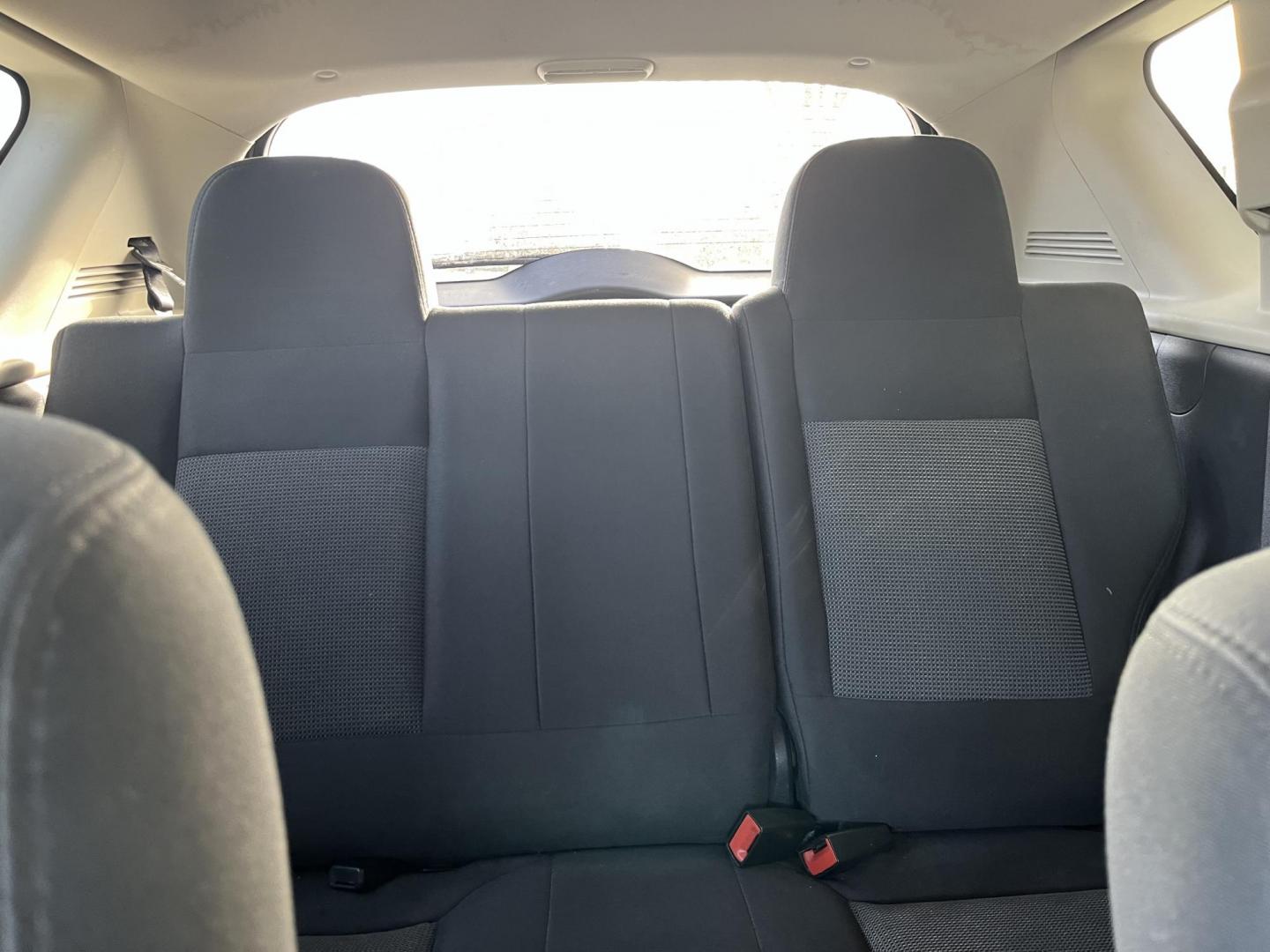 2013 Bright White Clearco Jeep Compass Latitude FWD (1C4NJCEAXDD) with an 2.0L L4 DOHC 16V engine, Continuously Variabl transmission, located at 1633 W Kimberly, Davenport, IA, 52806, (563) 323-5341, 41.559456, -90.598732 - Photo#9