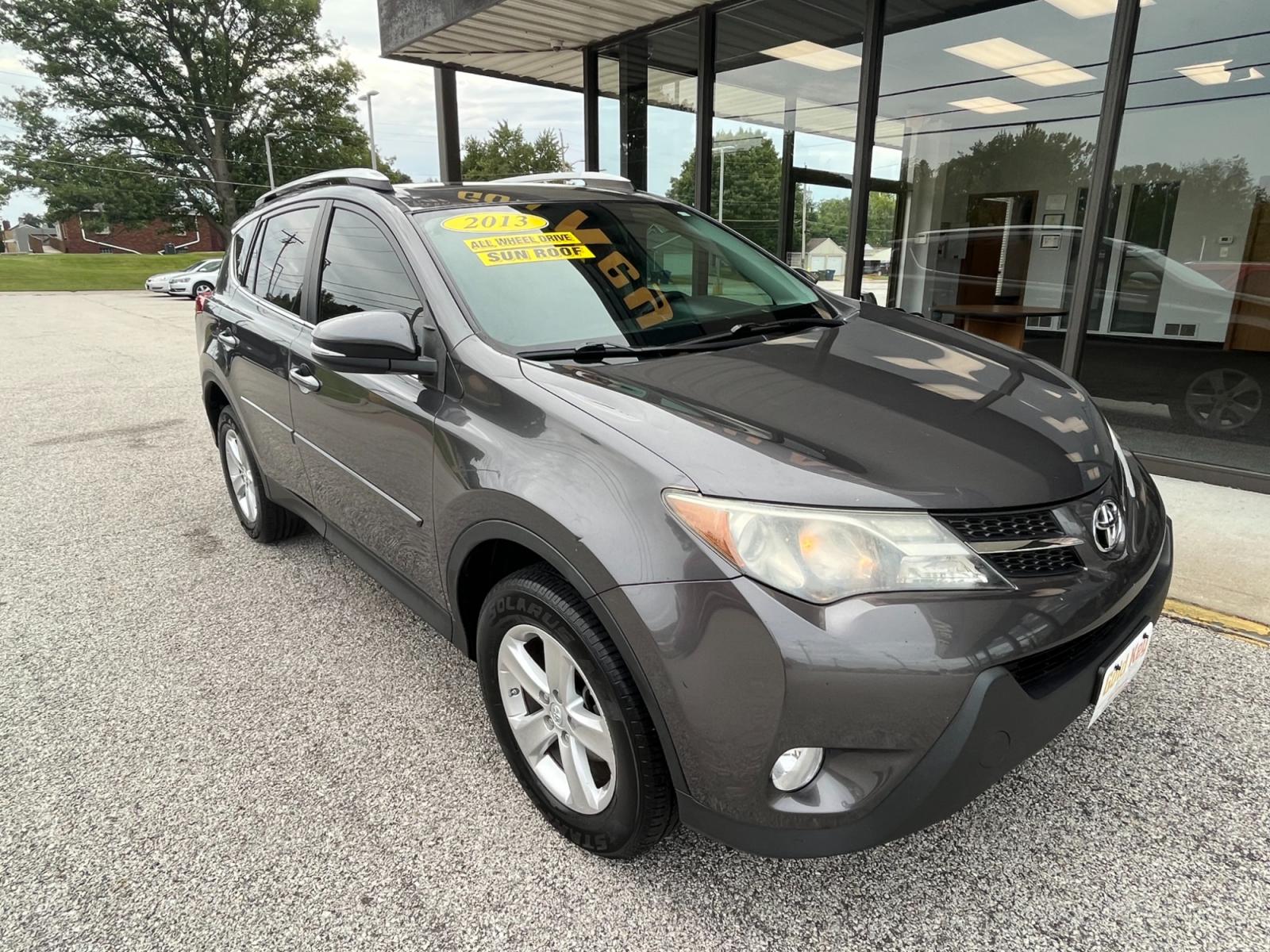 2013 Magnetic Gray Pearl Toyota RAV4 XLE AWD (2T3RFREV4DW) with an 2.5L L4 DOHC 16V engine, 6-Speed Automatic transmission, located at 1633 W Kimberly, Davenport, 52806, (563) 323-5341, 41.559456, -90.598732 - Photo #1