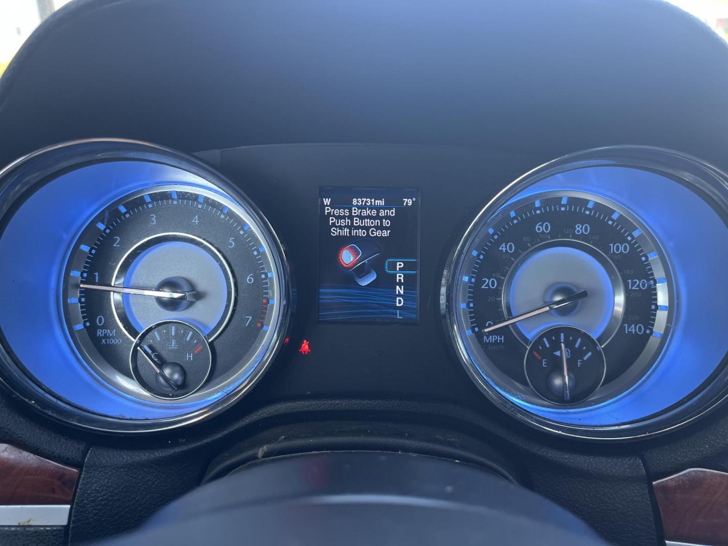 2013 Bright White Chrysler 300 RWD (2C3CCAAG2DH) with an 3.6L V6 SOHC 24V engine, 8-Speed Automatic transmission, located at 1633 W Kimberly, Davenport, IA, 52806, (563) 323-5341, 41.559456, -90.598732 - Photo#6