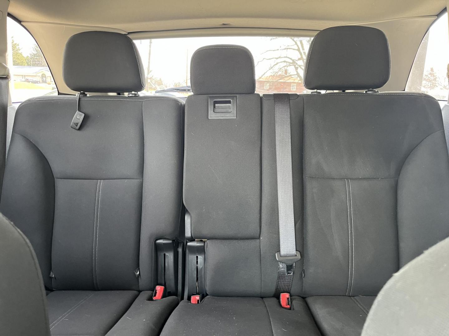 2013 Deep Impact Blue Metallic Ford Edge SE AWD (2FMDK4GC0DB) with an 3.5L V6 DOHC 24V engine, 6-Speed Automatic transmission, located at 1633 W Kimberly, Davenport, IA, 52806, (563) 323-5341, 41.559456, -90.598732 - Photo#9