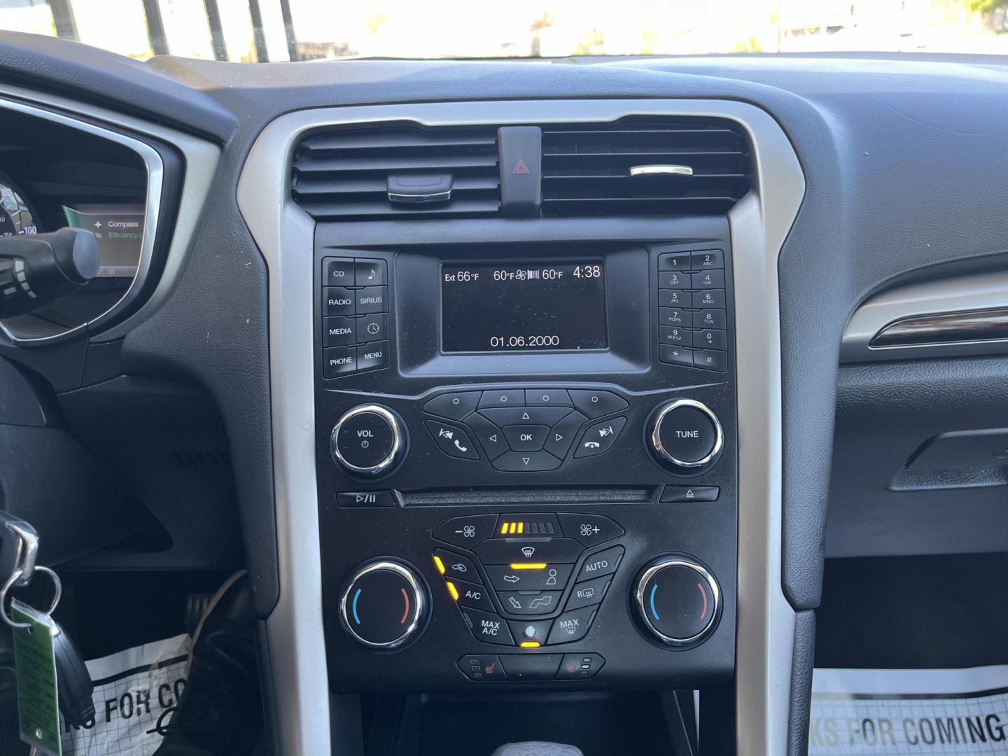 2013 Ginger Ale Ford Fusion Hybrid SE (3FA6P0LU8DR) with an 2.0L L4 DOHC 16V HYB engine, CVT transmission, located at 1633 W Kimberly, Davenport, IA, 52806, (563) 323-5341, 41.559456, -90.598732 - Photo#7