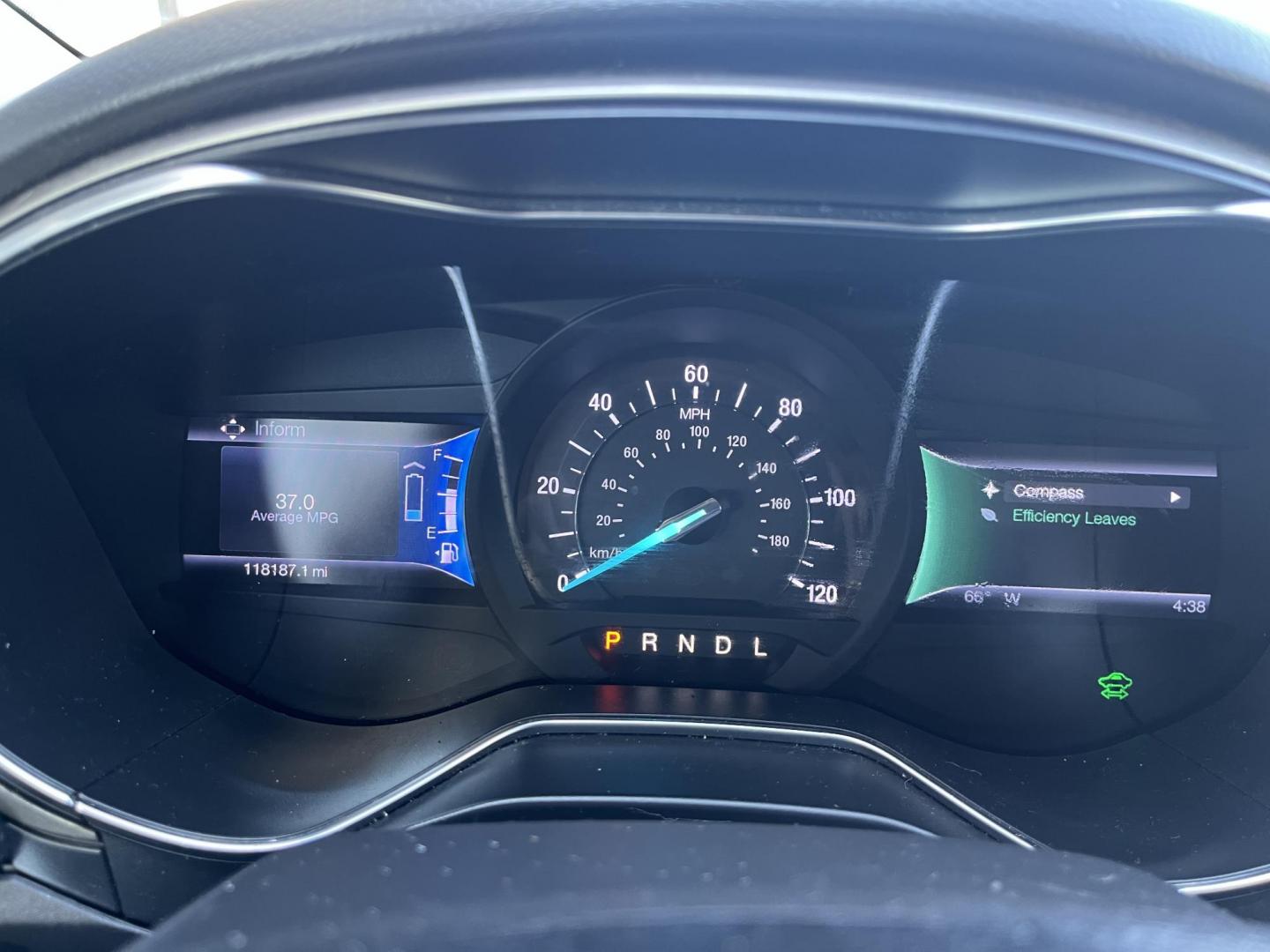 2013 Ginger Ale Ford Fusion Hybrid SE (3FA6P0LU8DR) with an 2.0L L4 DOHC 16V HYB engine, CVT transmission, located at 1633 W Kimberly, Davenport, IA, 52806, (563) 323-5341, 41.559456, -90.598732 - Photo#6