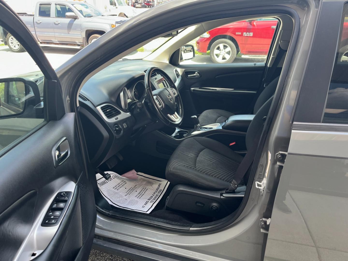 2020 Gray Dodge Journey SE Value (3C4PDCAB6LT) with an 2.4L L4 DOHC 16V engine, 6-Speed Automatic transmission, located at 1633 W Kimberly, Davenport, IA, 52806, (563) 323-5341, 41.559456, -90.598732 - Photo#8
