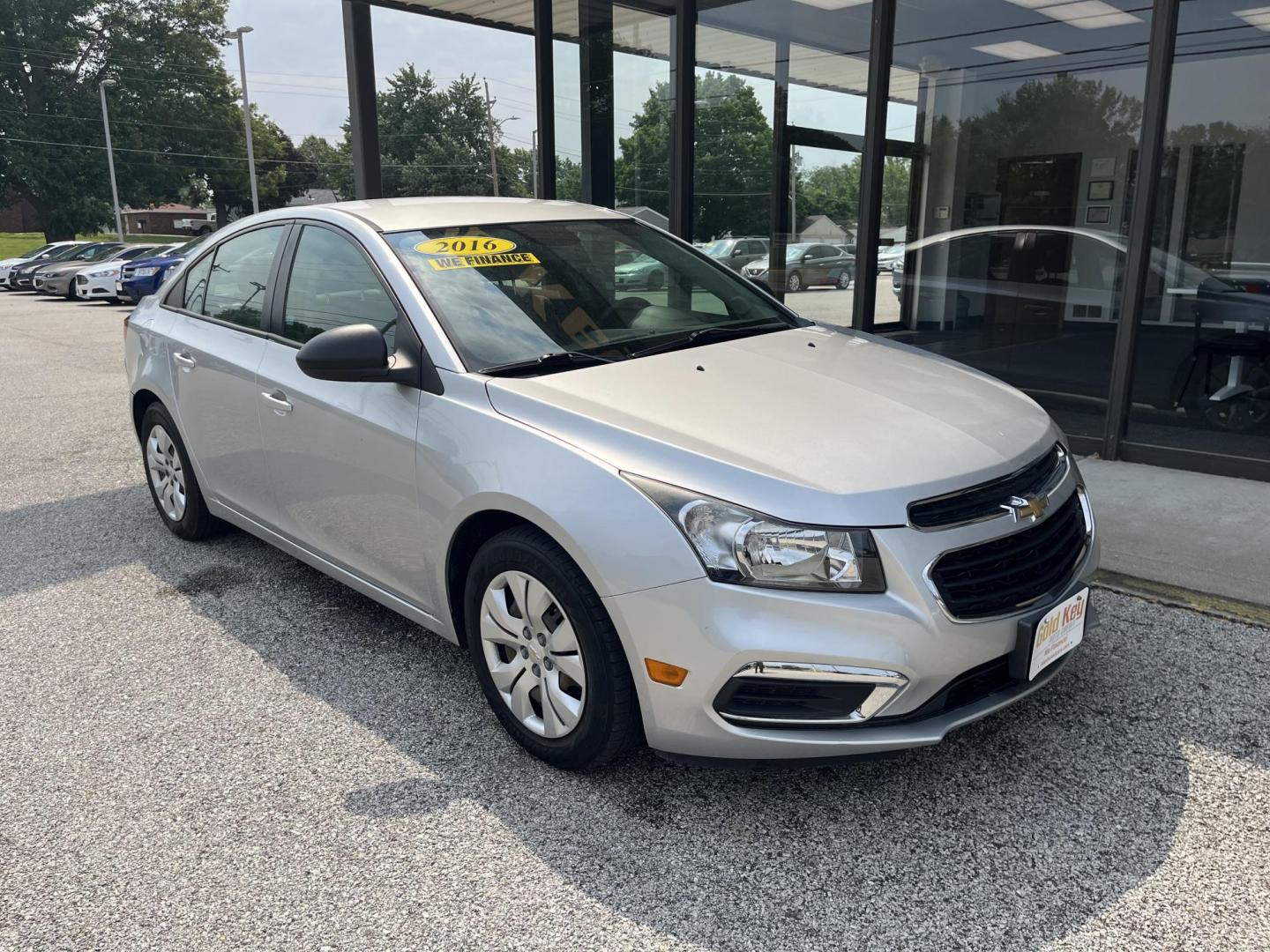 2016 Silver Ice Metallic Chevrolet Cruze Limited LS Auto (1G1PC5SH1G7) with an 1.8L L4 DOHC 16V FFV engine, 6-Speed Automatic transmission, located at 1633 W Kimberly, Davenport, IA, 52806, (563) 323-5341, 41.559456, -90.598732 - Photo#2
