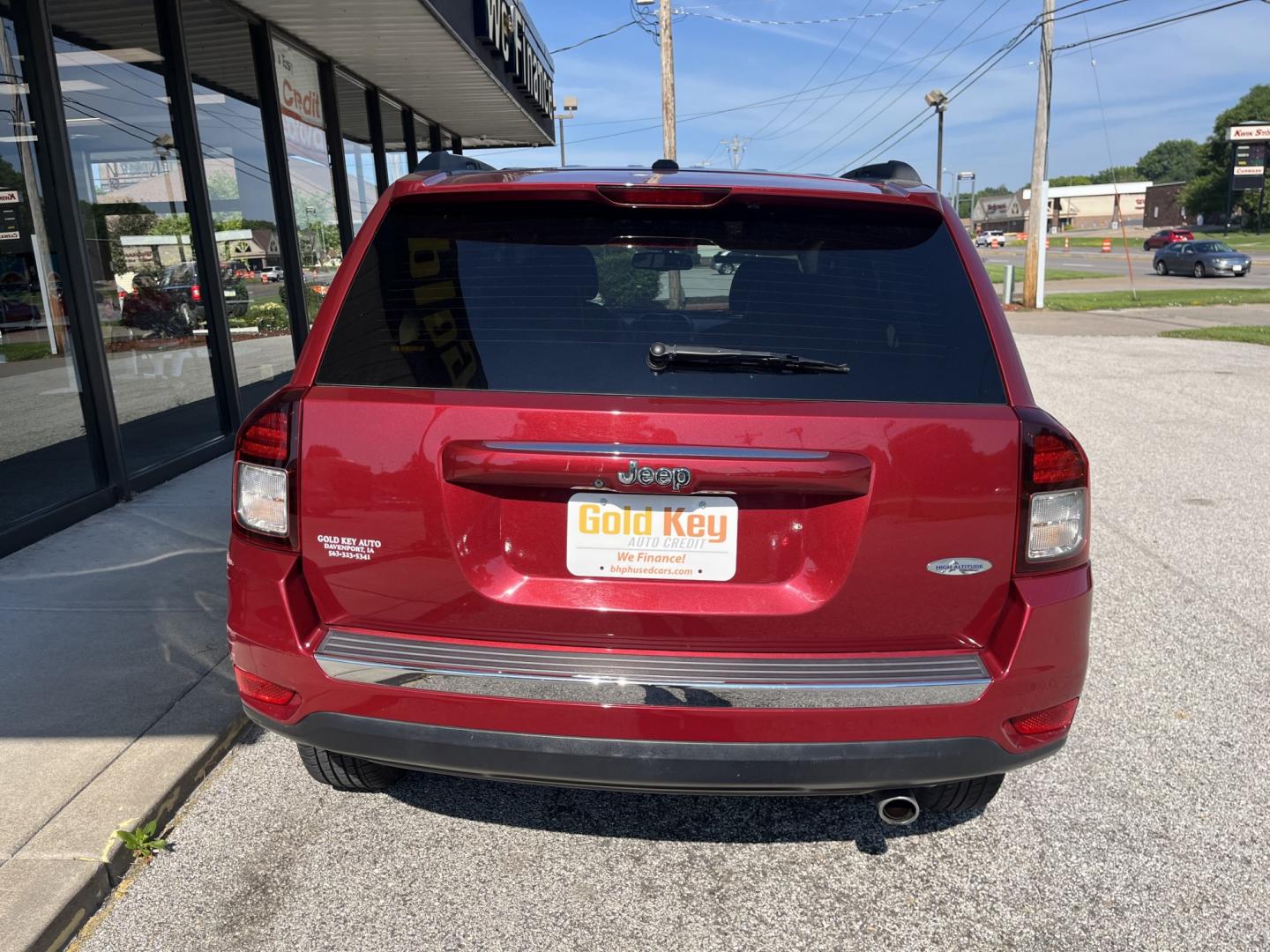 2016 Red Jeep Compass Latitude FWD (1C4NJCEA9GD) with an 2.0L L4 DOHC 16V engine, Continuously Variabl transmission, located at 1633 W Kimberly, Davenport, IA, 52806, (563) 323-5341, 41.559456, -90.598732- Photo#4