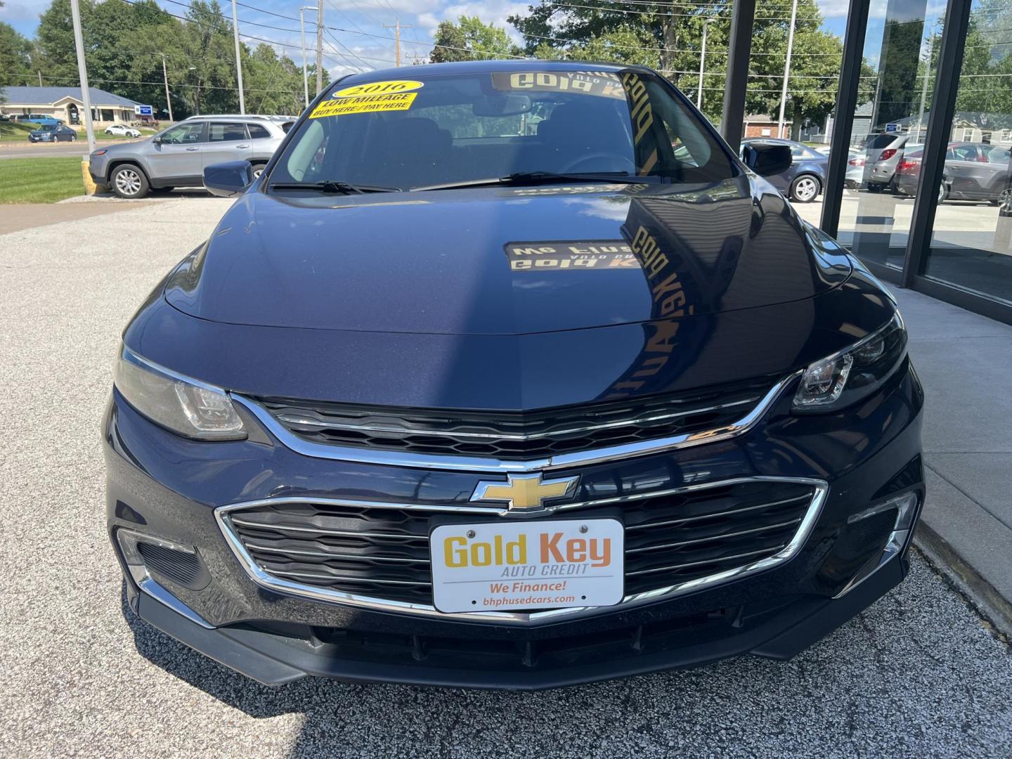 2016 Blue Velvet Metallic Chevrolet Malibu 1LT (1G1ZE5ST7GF) with an 1.5L L4 DOHC 16V engine, 6-Speed Automatic transmission, located at 1633 W Kimberly, Davenport, IA, 52806, (563) 323-5341, 41.559456, -90.598732 - Photo#2
