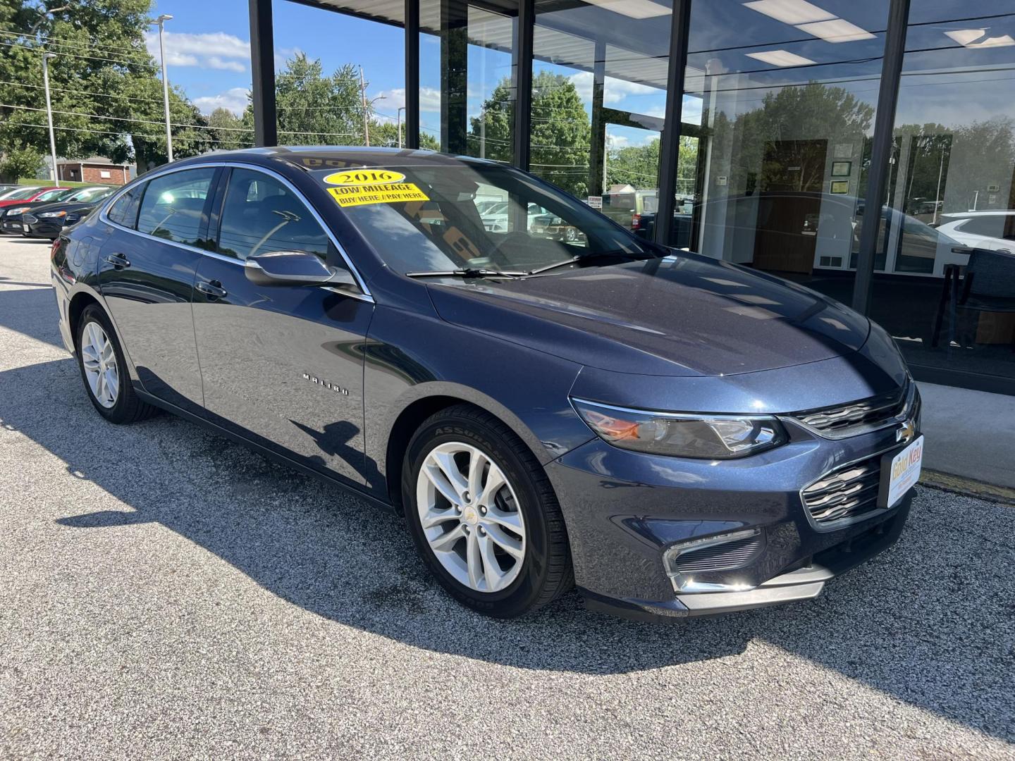2016 Blue Velvet Metallic Chevrolet Malibu 1LT (1G1ZE5ST7GF) with an 1.5L L4 DOHC 16V engine, 6-Speed Automatic transmission, located at 1633 W Kimberly, Davenport, IA, 52806, (563) 323-5341, 41.559456, -90.598732 - Photo#1