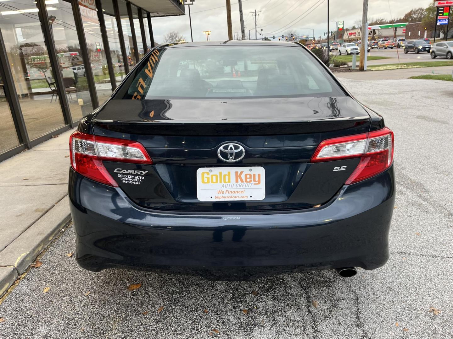 2014 Attitude Black Metallic Toyota Camry L (4T1BF1FK3EU) with an 2.5L L4 DOHC 16V engine, 6-Speed Automatic transmission, located at 1633 W Kimberly, Davenport, IA, 52806, (563) 323-5341, 41.559456, -90.598732 - Photo#4