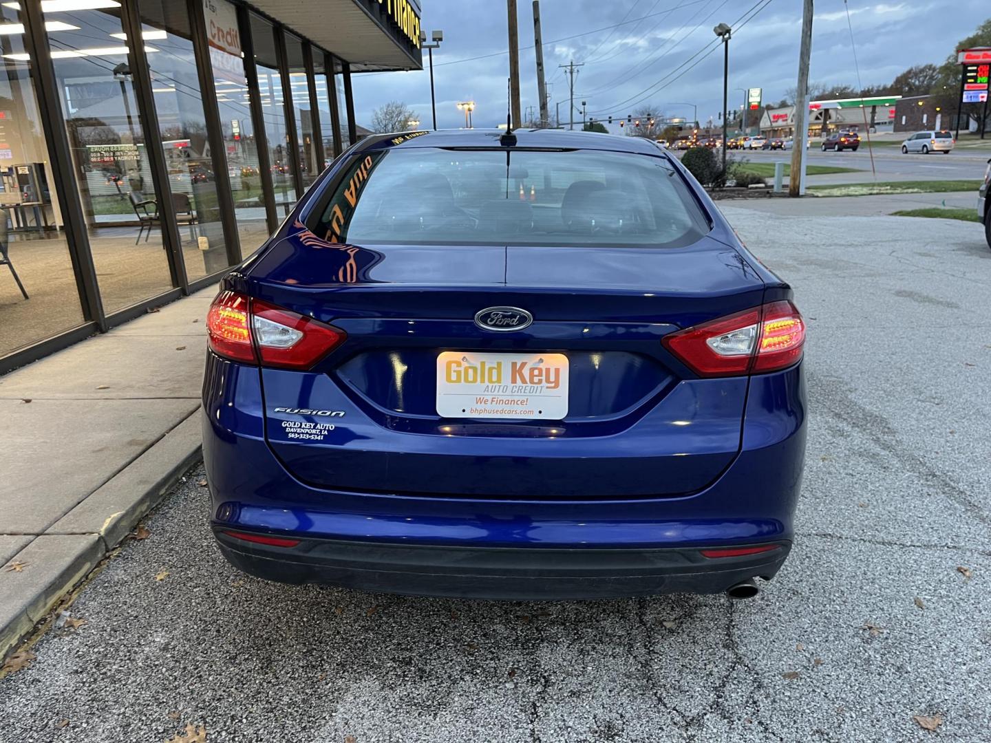 2014 Deep Impact Blue Ford Fusion S (1FA6P0G75E5) with an 2.5L L4 DOHC 16V engine, located at 1633 W Kimberly, Davenport, IA, 52806, (563) 323-5341, 41.559456, -90.598732 - Photo#4
