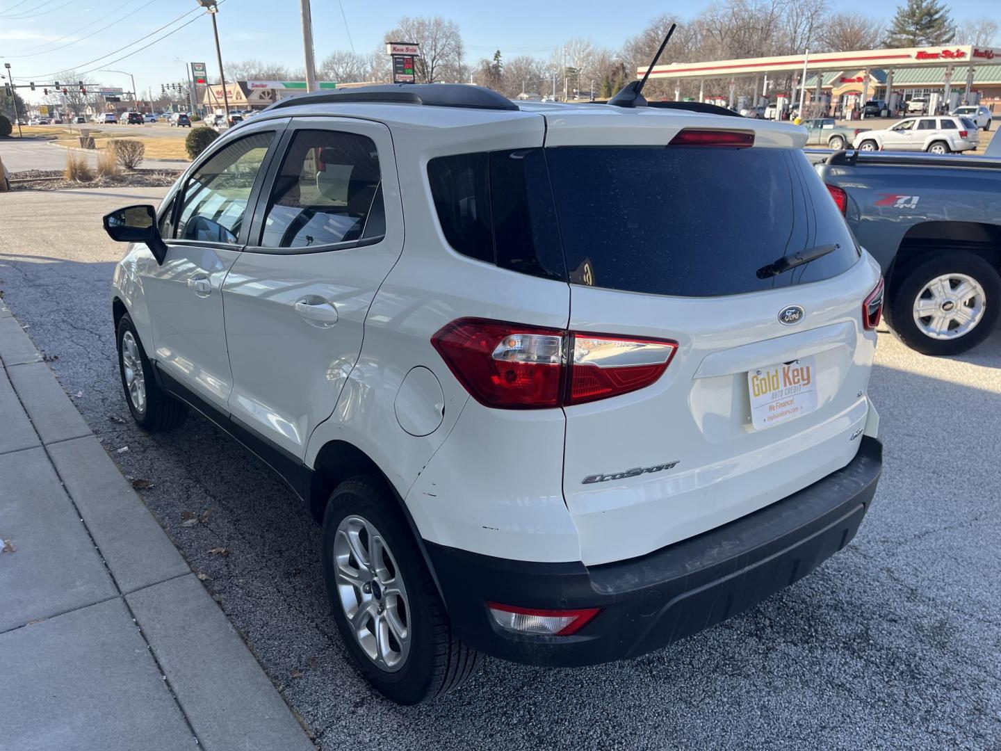 2020 White Platinum Metallic Tri-Coat Ford EcoSport SE (MAJ6S3GL6LC) with an 2L I-4 gasoline direct injection engine, located at 1633 W Kimberly, Davenport, IA, 52806, (563) 323-5341, 41.559456, -90.598732 - Photo#3