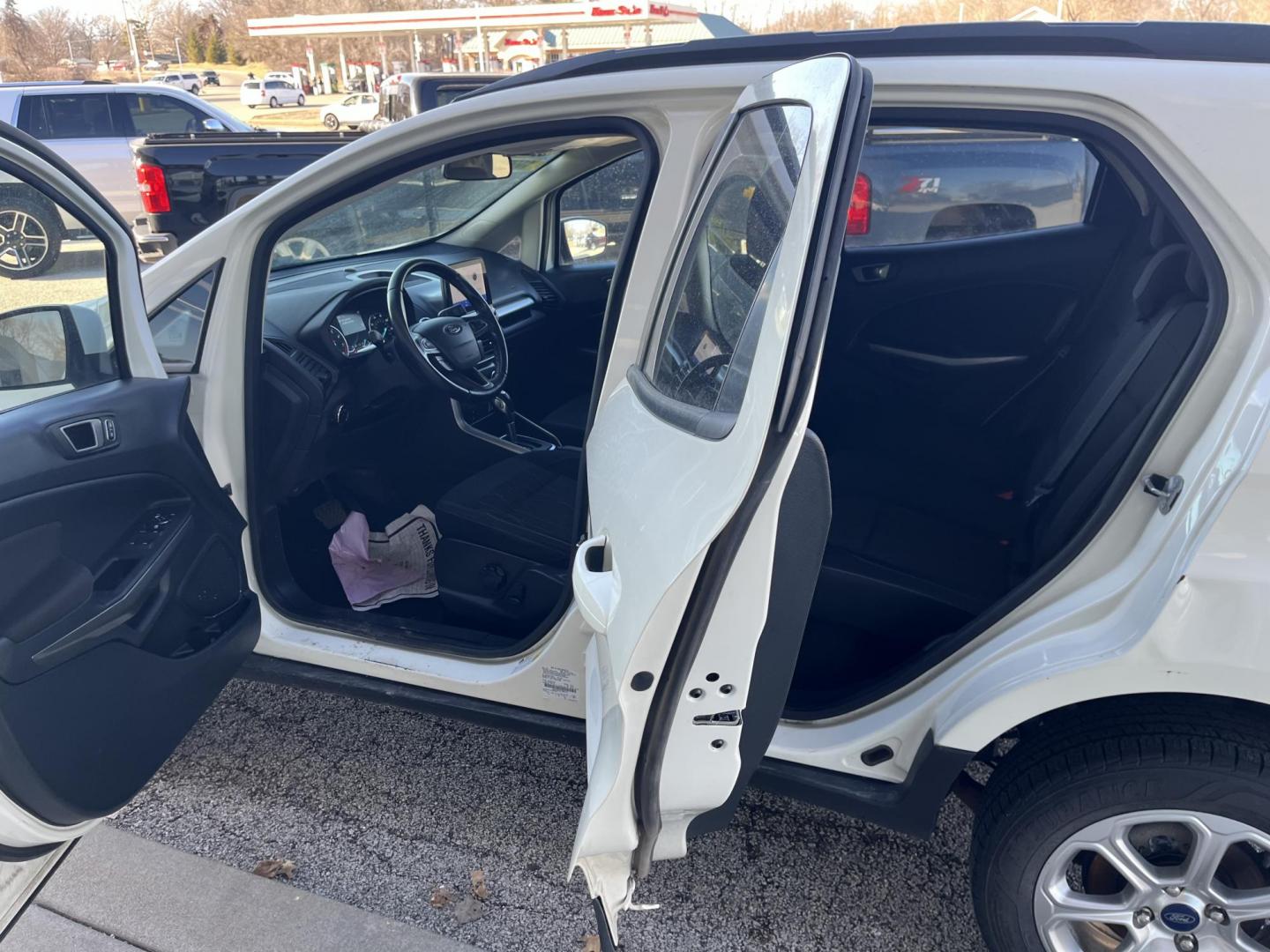 2020 White Platinum Metallic Tri-Coat Ford EcoSport SE (MAJ6S3GL6LC) with an 2L I-4 gasoline direct injection engine, located at 1633 W Kimberly, Davenport, IA, 52806, (563) 323-5341, 41.559456, -90.598732 - Photo#7