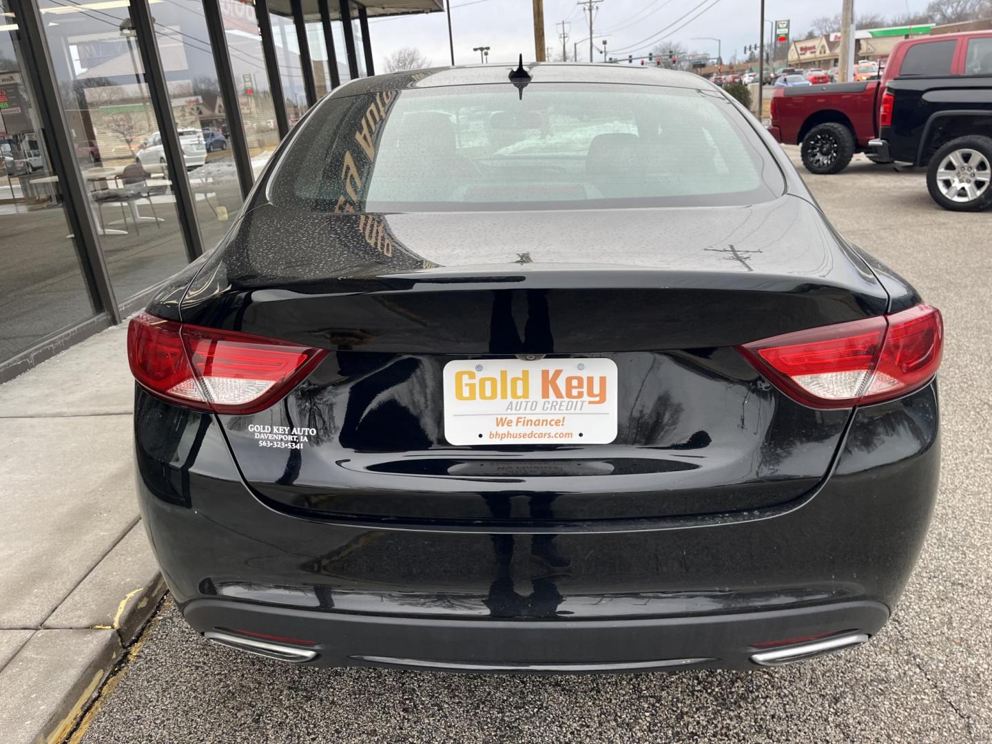 2015 Black Clearcoat Chrysler 200 S (1C3CCCBG3FN) with an 3.6L V-6 DOHC engine, located at 1633 W Kimberly, Davenport, IA, 52806, (563) 323-5341, 41.559456, -90.598732 - Photo#4
