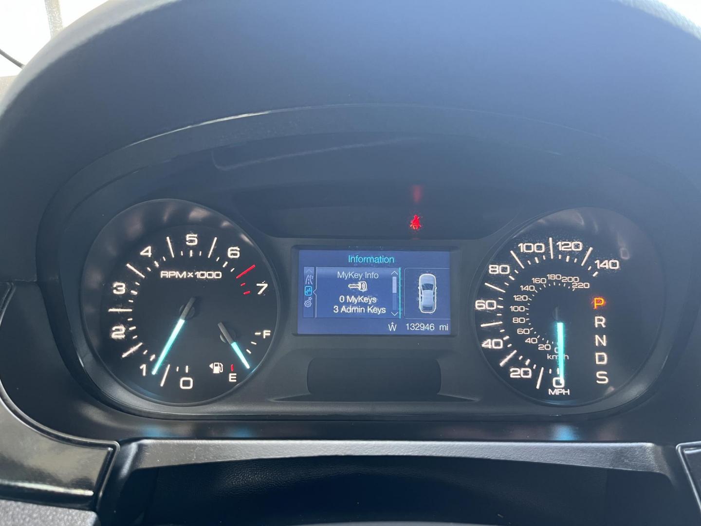 2014 Deep Impact Blue Metallic Ford Edge SE (2FMDK3GC8EB) with an 3.5L V-6 DOHC engine, located at 1633 W Kimberly, Davenport, IA, 52806, (563) 323-5341, 41.559456, -90.598732 - Photo#6