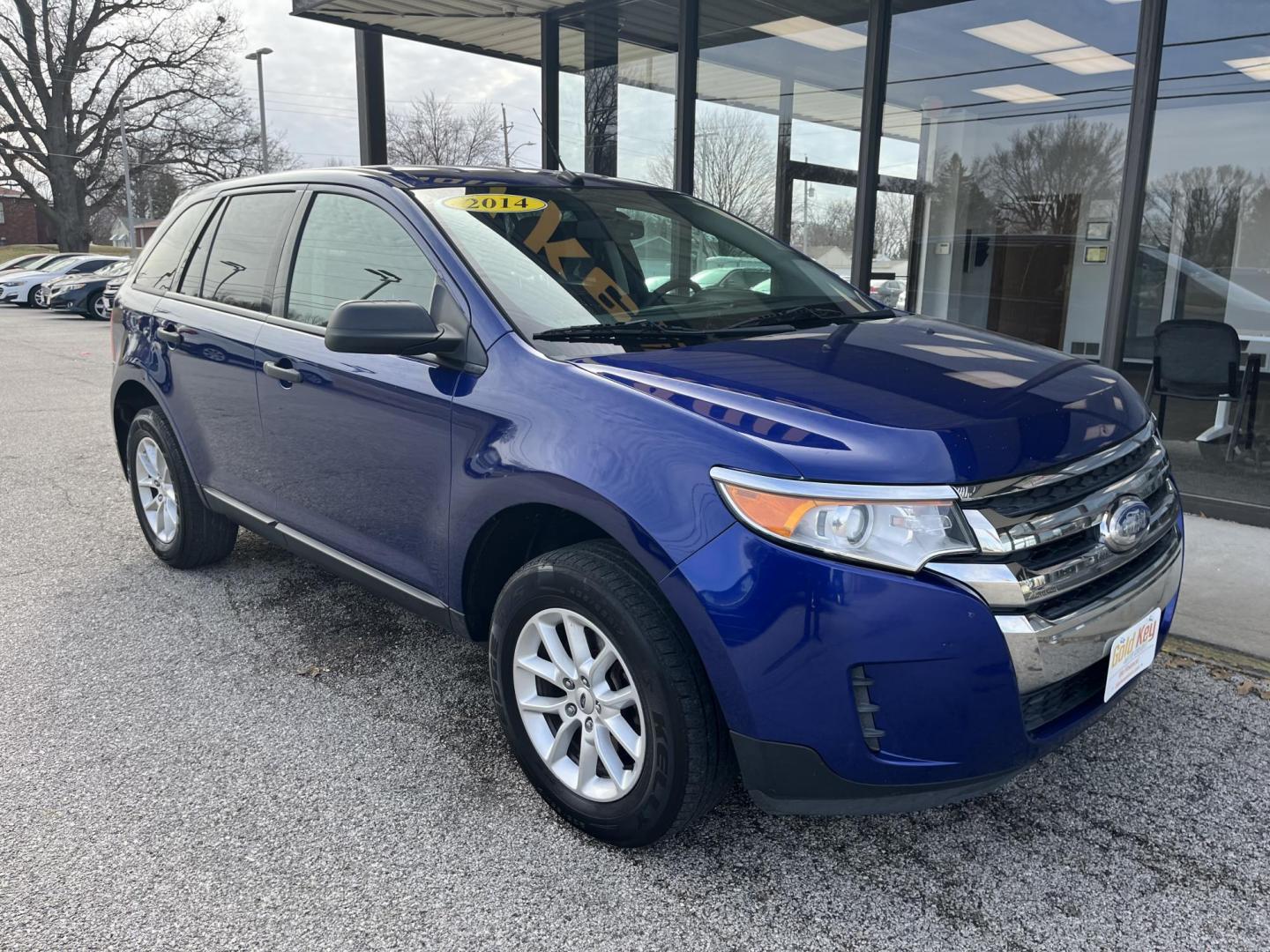 2014 Deep Impact Blue Metallic Ford Edge SE (2FMDK3GC8EB) with an 3.5L V-6 DOHC engine, located at 1633 W Kimberly, Davenport, IA, 52806, (563) 323-5341, 41.559456, -90.598732 - Photo#2