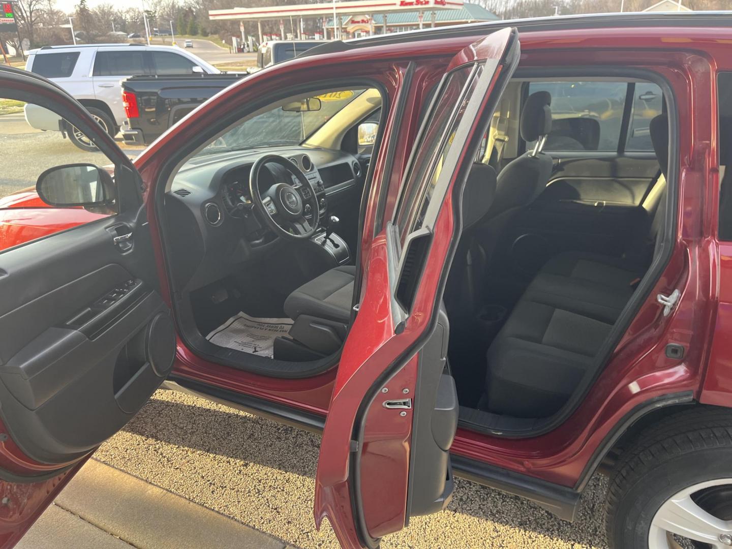 2013 Red Jeep Compass Latitude (1C4NJDEB6DD) , Auto transmission, located at 1633 W Kimberly, Davenport, IA, 52806, (563) 323-5341, 41.559456, -90.598732 - Photo#8