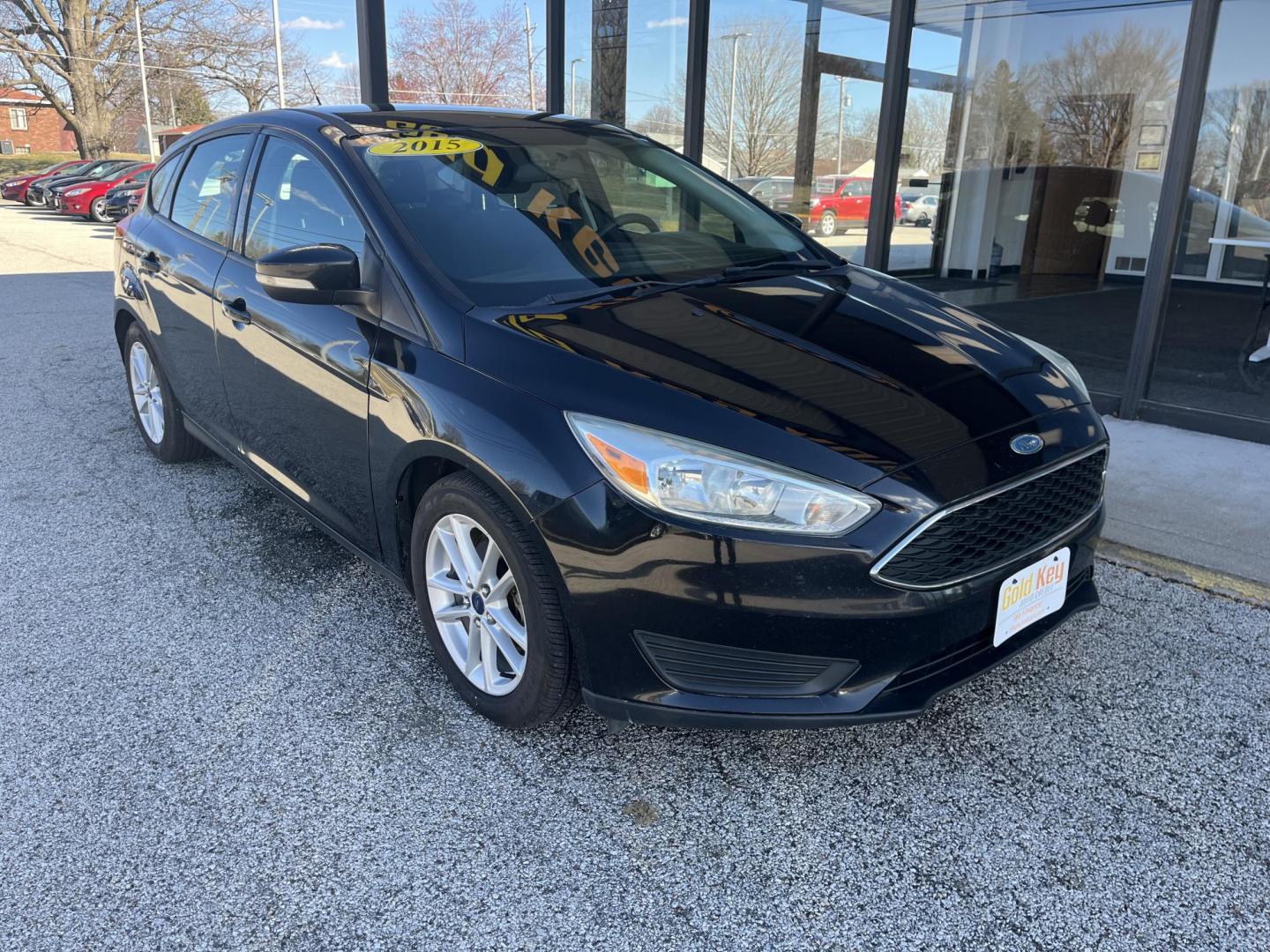 2015 Black Ford Focus SE Hatch (1FADP3K23FL) with an 2.0L L4 DOHC 16V engine, 5-Speed Manual transmission, located at 1633 W Kimberly, Davenport, IA, 52806, (563) 323-5341, 41.559456, -90.598732 - Photo#2