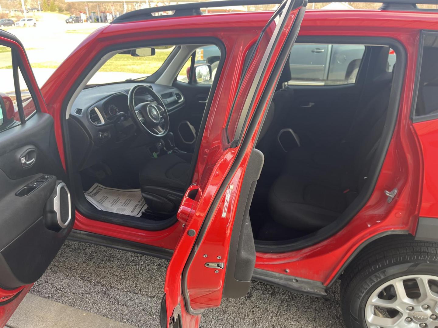 2018 Red Hot Jeep Renegade Latitude FWD (ZACCJABB8JP) with an 2.4L L4 DOHC 16V engine, 6M transmission, located at 1633 W Kimberly, Davenport, IA, 52806, (563) 323-5341, 41.559456, -90.598732 - Photo#8