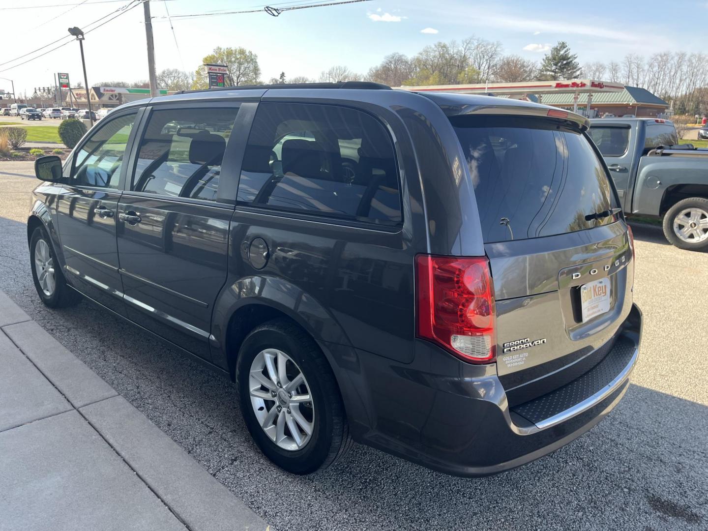 2015 Brilliant Black Crystal Pearlcoat Dodge Grand Caravan SXT (2C4RDGCG7FR) with an 3.6L V-6 DOHC engine, located at 1633 W Kimberly, Davenport, IA, 52806, (563) 323-5341, 41.559456, -90.598732 - Photo#2