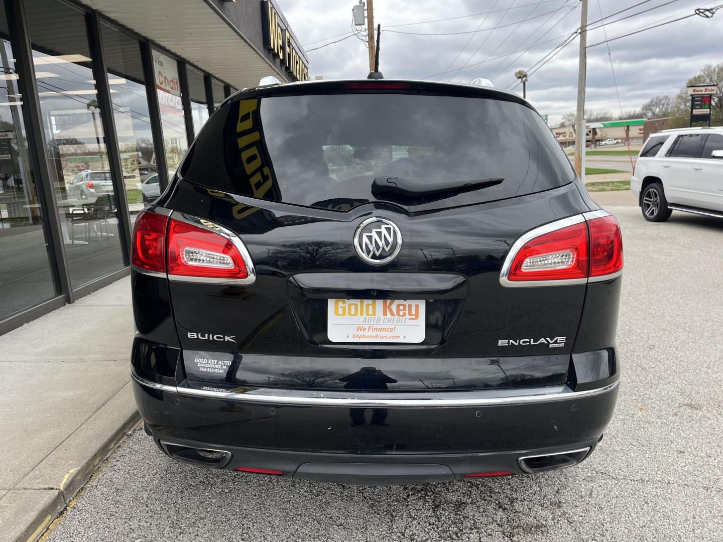 2017 Ebony Twilight Metallic Buick Enclave Leather (5GAKVBKD5HJ) with an 3.6L V-6 gasoline direct injection engine, located at 1633 W Kimberly, Davenport, IA, 52806, (563) 323-5341, 41.559456, -90.598732 - Photo#4