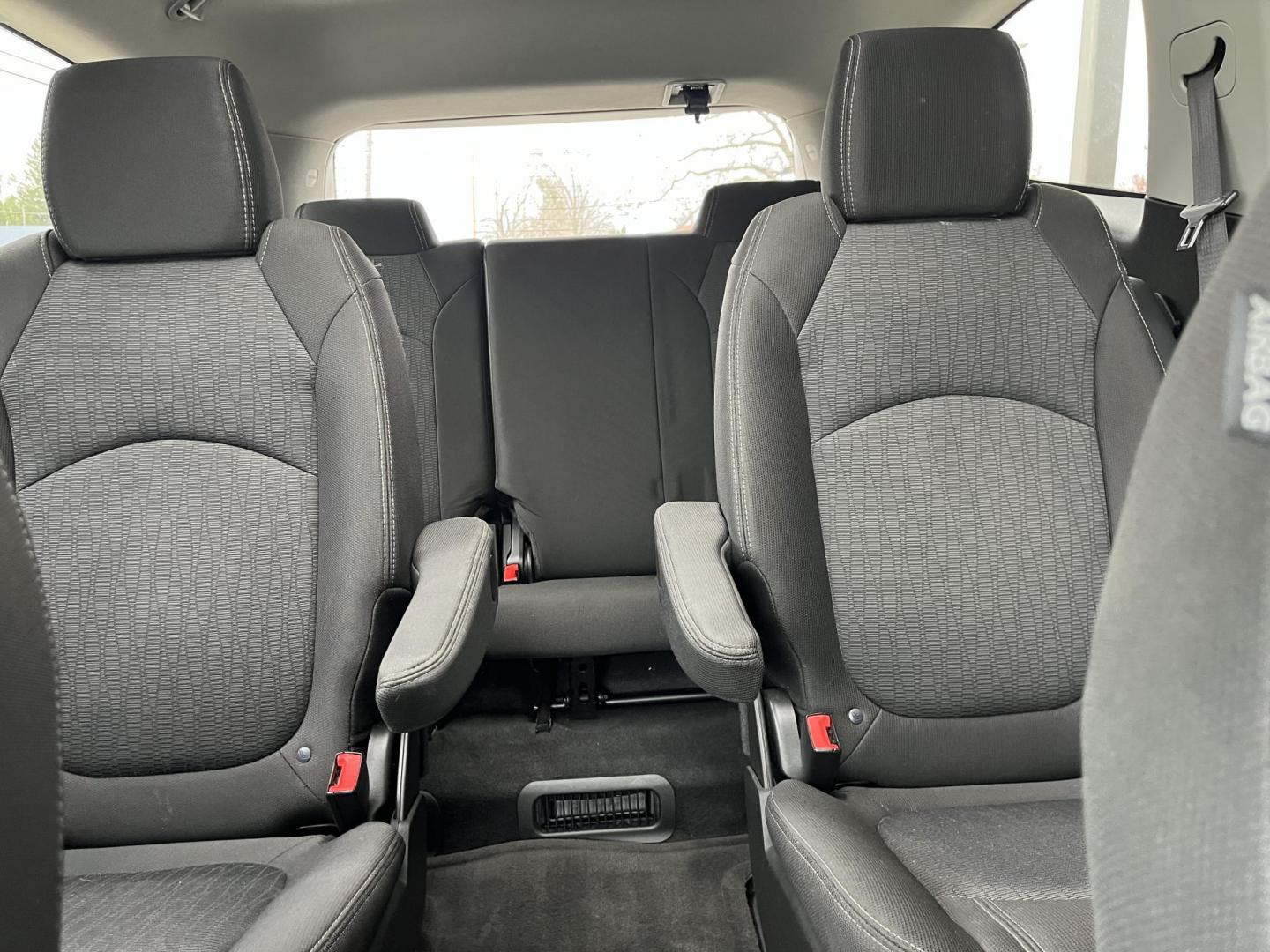 2017 Mosaic Black Metallic Chevrolet Traverse 1LT (1GNKVGKD0HJ) with an 3.6L V-6 gasoline direct injection engine, located at 1633 W Kimberly, Davenport, IA, 52806, (563) 323-5341, 41.559456, -90.598732 - Photo#9