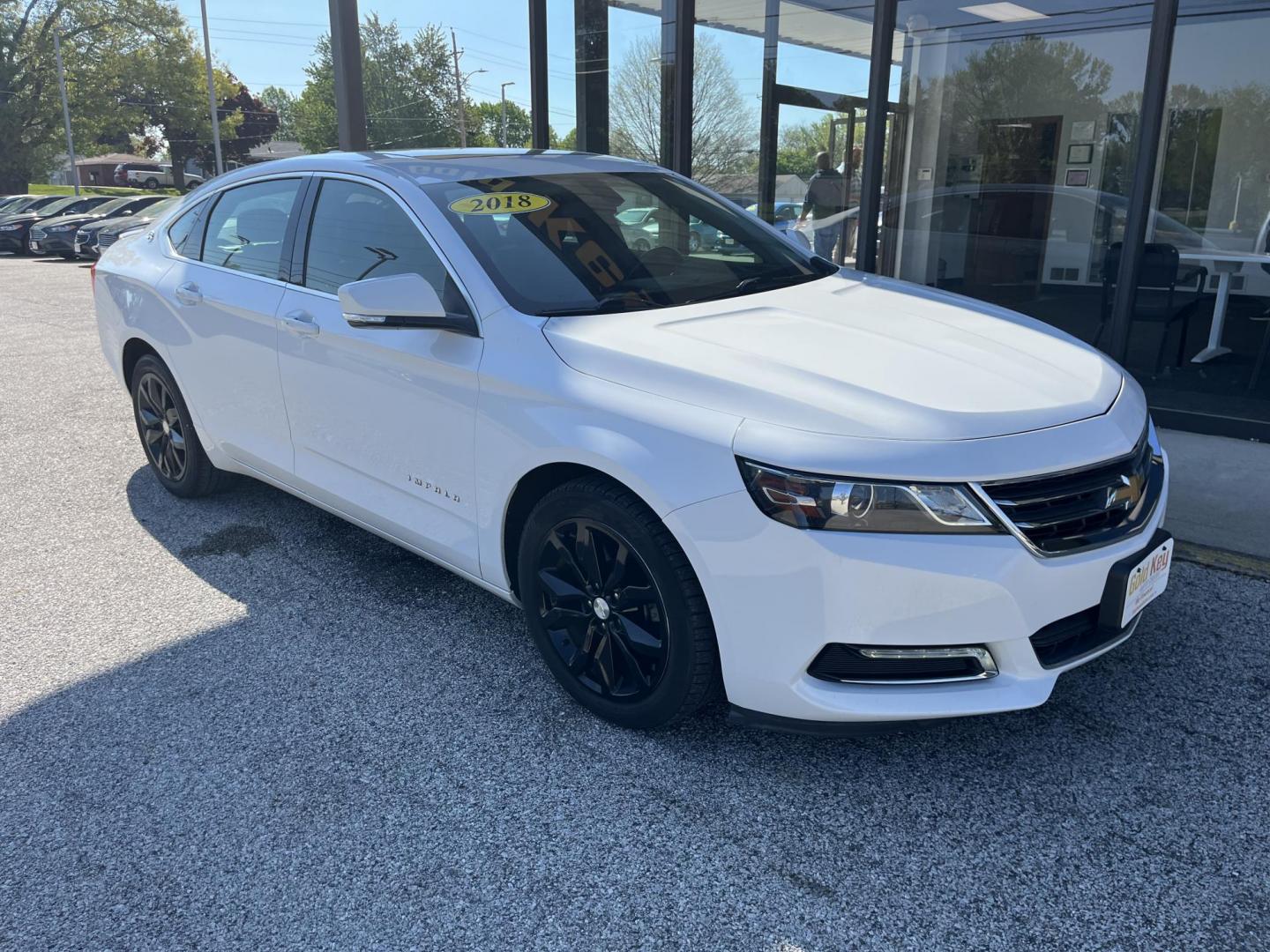 2018 Summit White Chevrolet Impala 1LT (2G1105S30J9) with an Ecotec 2.5L I-4 gasoline direct injection engine, located at 1633 W Kimberly, Davenport, IA, 52806, (563) 323-5341, 41.559456, -90.598732 - Photo#2