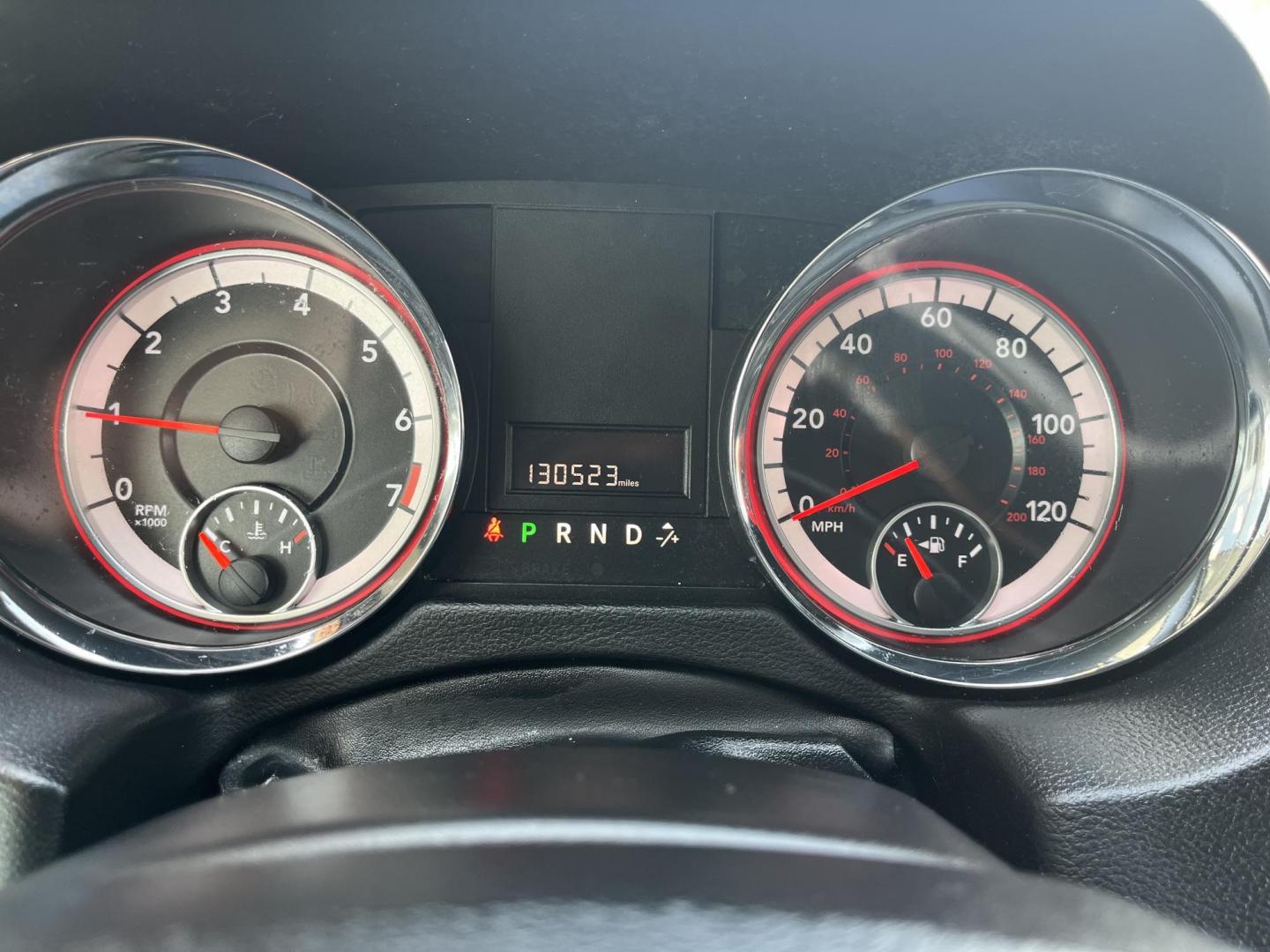 2018 Black Onyx Crystal P Dodge Grand Caravan SXT (2C4RDGCG1JR) with an Pentastar 3.6L V-6 D engine, located at 1633 W Kimberly, Davenport, IA, 52806, (563) 323-5341, 41.559456, -90.598732 - Photo#6