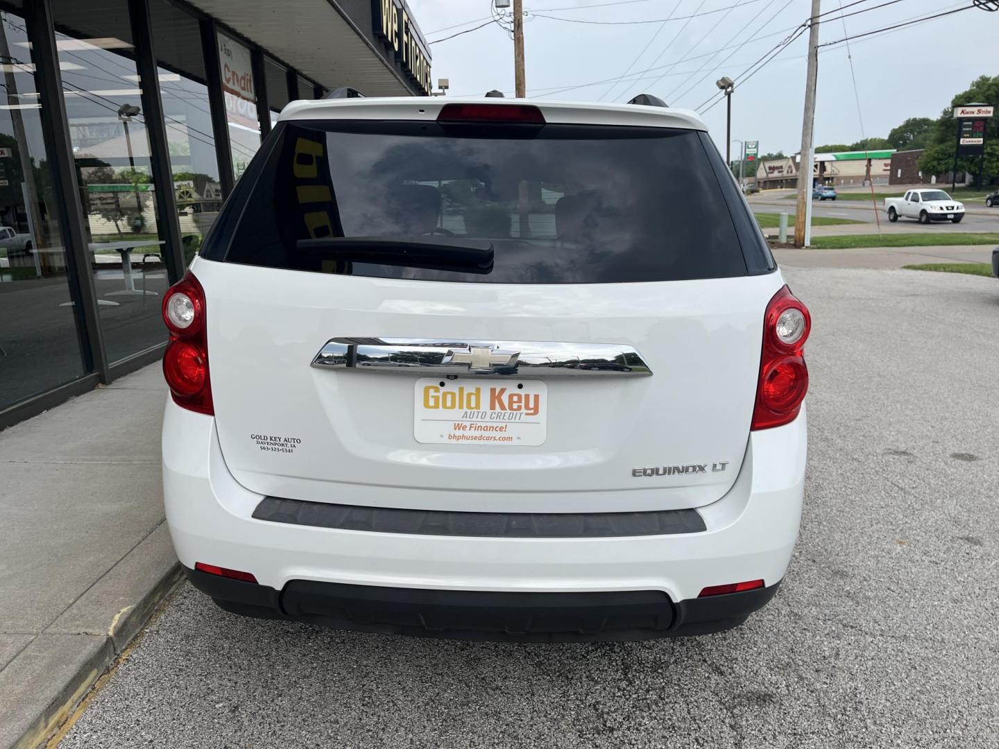 2015 White Diamond Tricoat Chevrolet Equinox 1LT (2GNALBEK1F6) , located at 1633 W Kimberly, Davenport, IA, 52806, (563) 323-5341, 41.559456, -90.598732 - Photo#4