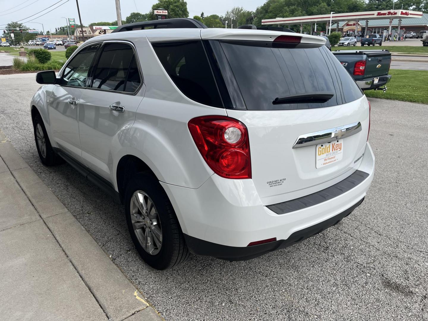 2015 White Diamond Tricoat Chevrolet Equinox 1LT (2GNALBEK1F6) , located at 1633 W Kimberly, Davenport, IA, 52806, (563) 323-5341, 41.559456, -90.598732 - Photo#3