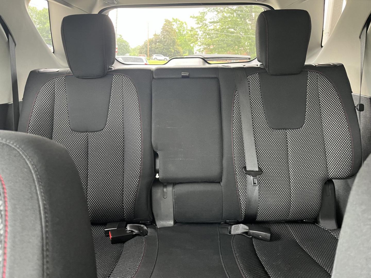2015 White Diamond Tricoat Chevrolet Equinox 1LT (2GNALBEK1F6) , located at 1633 W Kimberly, Davenport, IA, 52806, (563) 323-5341, 41.559456, -90.598732 - Photo#9