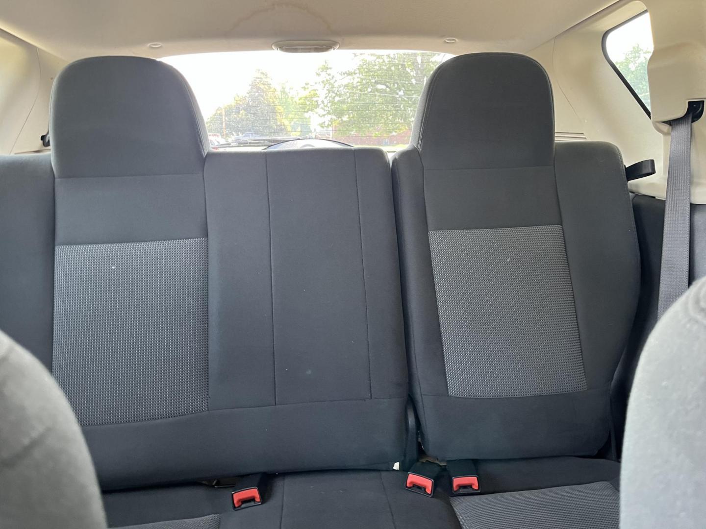 2016 True Blue Pearlcoat Jeep Compass Sport (1C4NJDBB9GD) with an 2.4L I-4 DOHC engine, located at 1633 W Kimberly, Davenport, IA, 52806, (563) 323-5341, 41.559456, -90.598732 - Photo#9