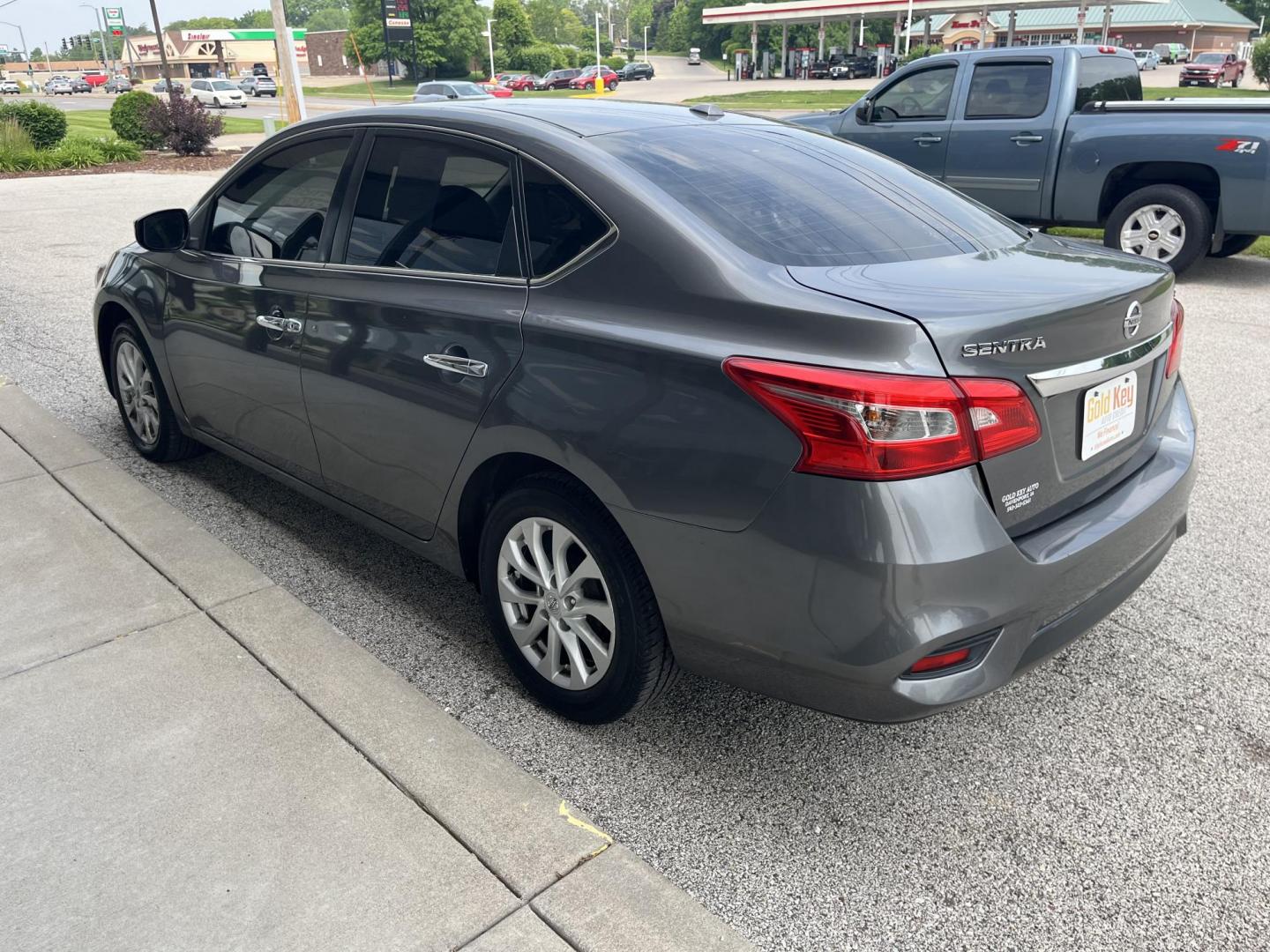 2018 Gun Metallic Nissan Sentra SV (3N1AB7AP8JL) with an 1.8L I-4 DOHC engine, located at 1633 W Kimberly, Davenport, IA, 52806, (563) 323-5341, 41.559456, -90.598732 - Photo#3