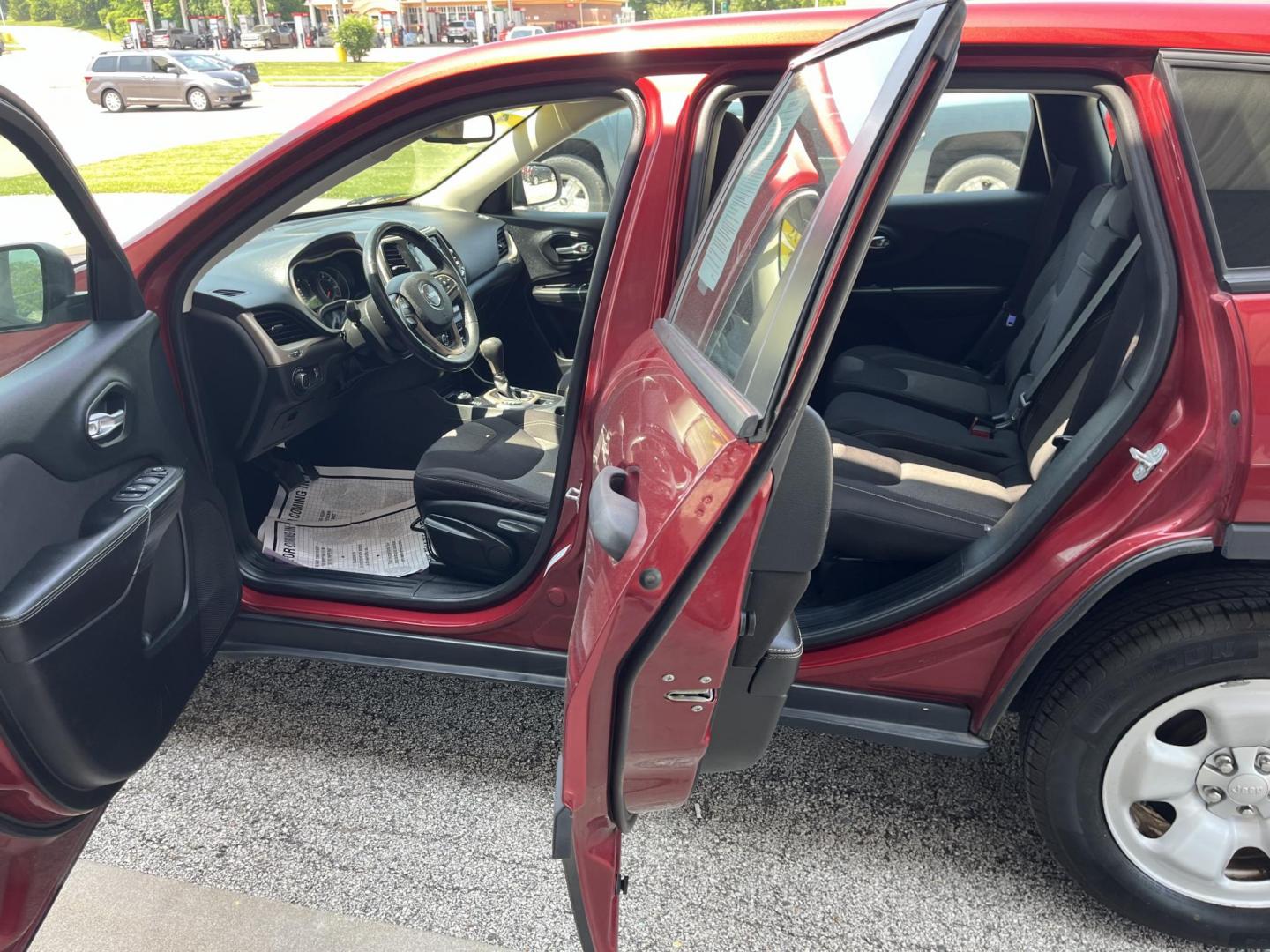 2015 Deep Cherry Red Crystal Pearlcoat Jeep Cherokee Sport (1C4PJMAB9FW) , located at 1633 W Kimberly, Davenport, IA, 52806, (563) 323-5341, 41.559456, -90.598732 - Photo#8
