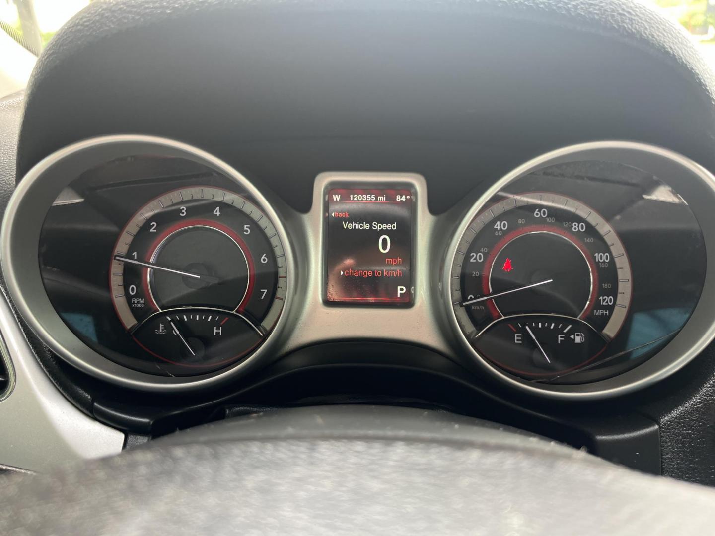 2018 Pitch Black Clear Coat Dodge Journey SE (3C4PDCABXJT) with an 2.4L L4 DOHC 16V engine, 4-Speed Automatic transmission, located at 1633 W Kimberly, Davenport, IA, 52806, (563) 323-5341, 41.559456, -90.598732 - Photo#5