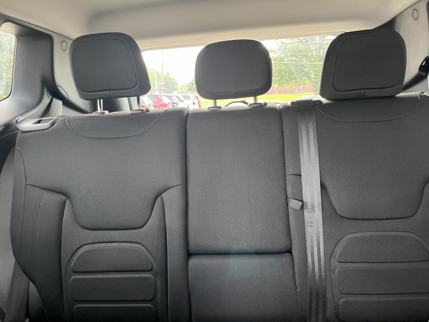 2018 Omaha Orange Jeep Renegade Latitude 4x4 (ZACCJBBB6JP) , located at 1633 W Kimberly, Davenport, IA, 52806, (563) 323-5341, 41.559456, -90.598732 - Photo#8