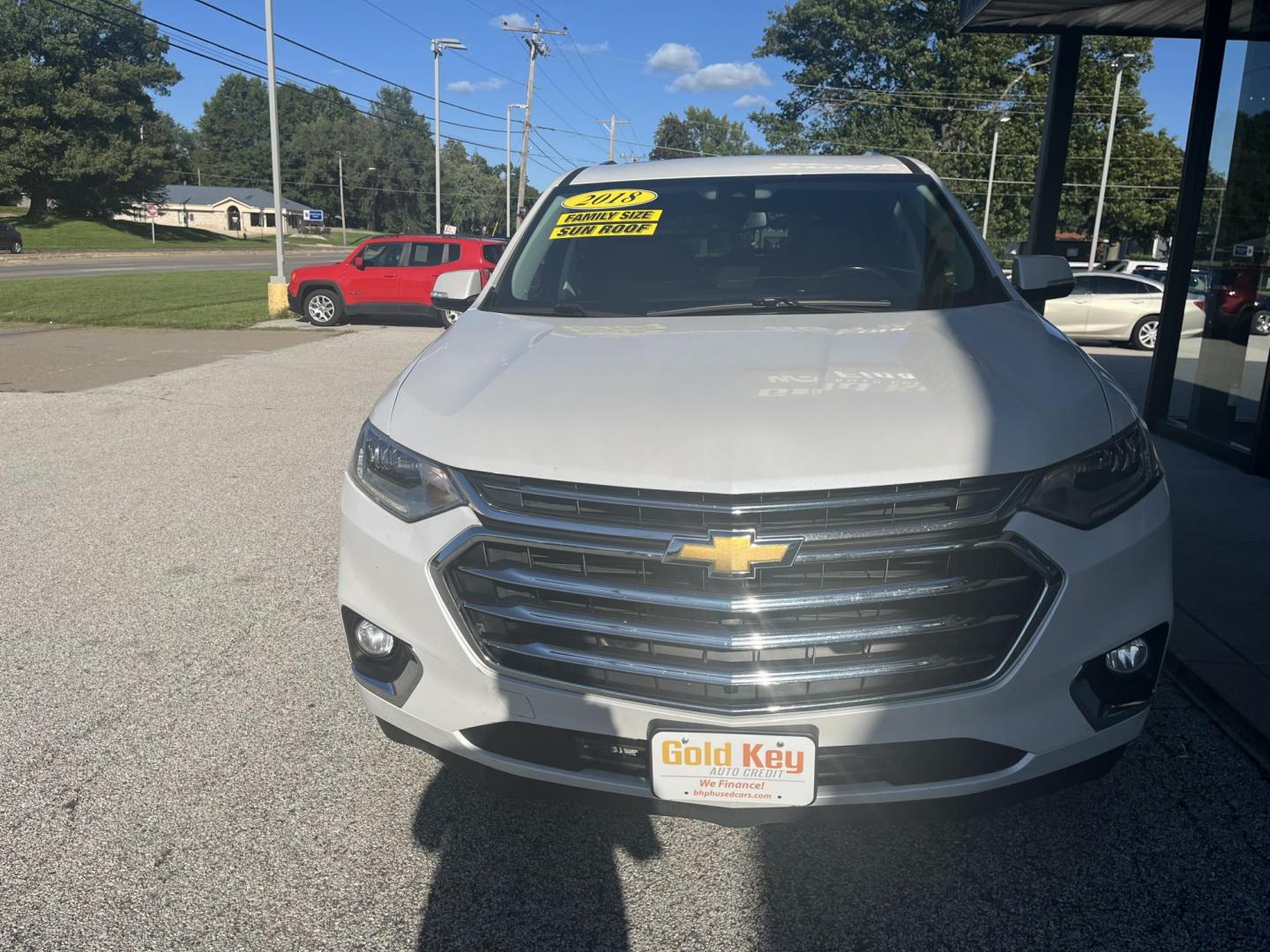 2018 Summit White Chevrolet Traverse High Country AWD (1GNEVKKW4JJ) with an 3.6L V6 DOHC 24V engine, 9A transmission, located at 1633 W Kimberly, Davenport, IA, 52806, (563) 323-5341, 41.559456, -90.598732 - Photo#1