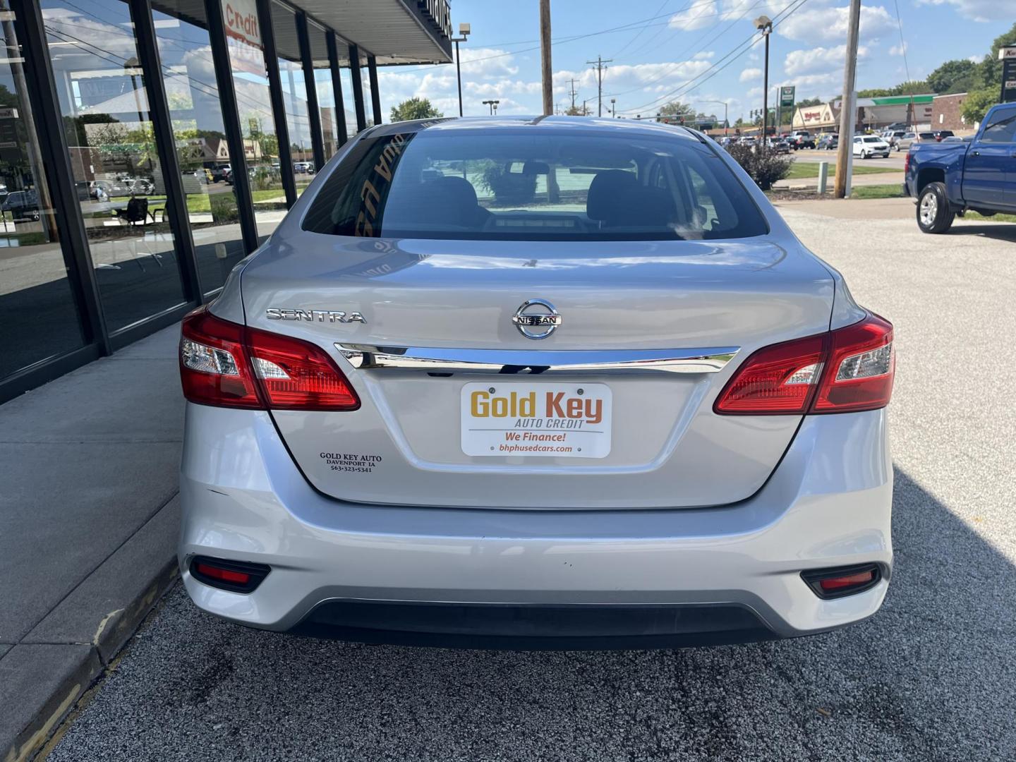 2018 Brilliant Silver Nissan Sentra S (3N1AB7AP9JY) with an 1.8L I-4 DOHC engine, located at 1633 W Kimberly, Davenport, IA, 52806, (563) 323-5341, 41.559456, -90.598732 - Photo#4