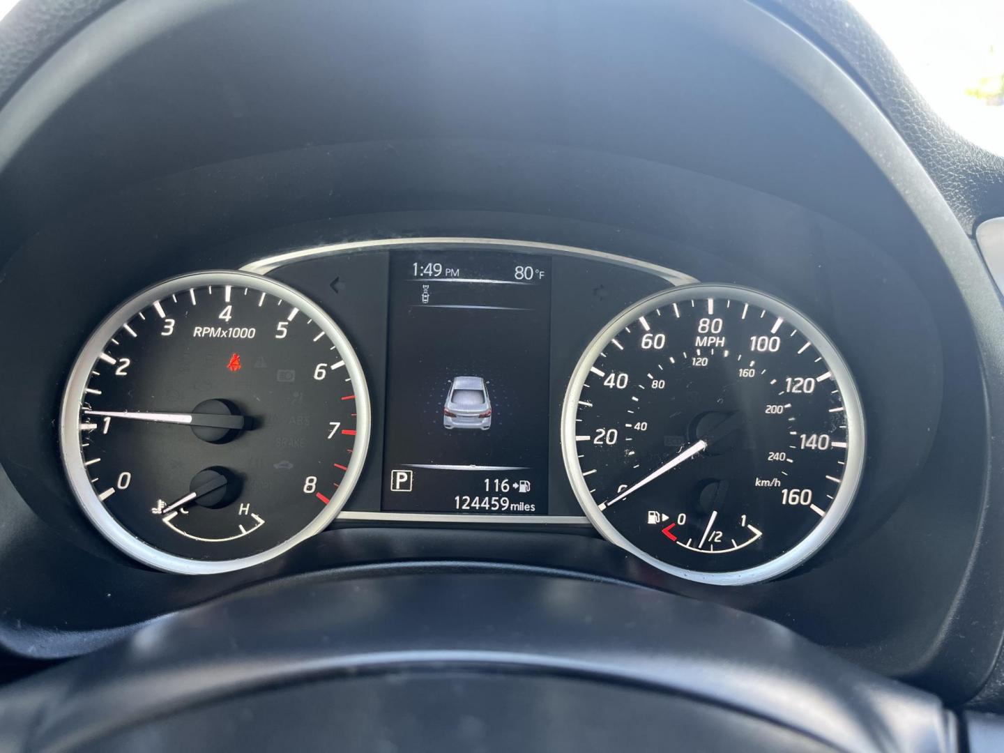 2018 Brilliant Silver Nissan Sentra S (3N1AB7AP9JY) with an 1.8L I-4 DOHC engine, located at 1633 W Kimberly, Davenport, IA, 52806, (563) 323-5341, 41.559456, -90.598732 - Photo#6
