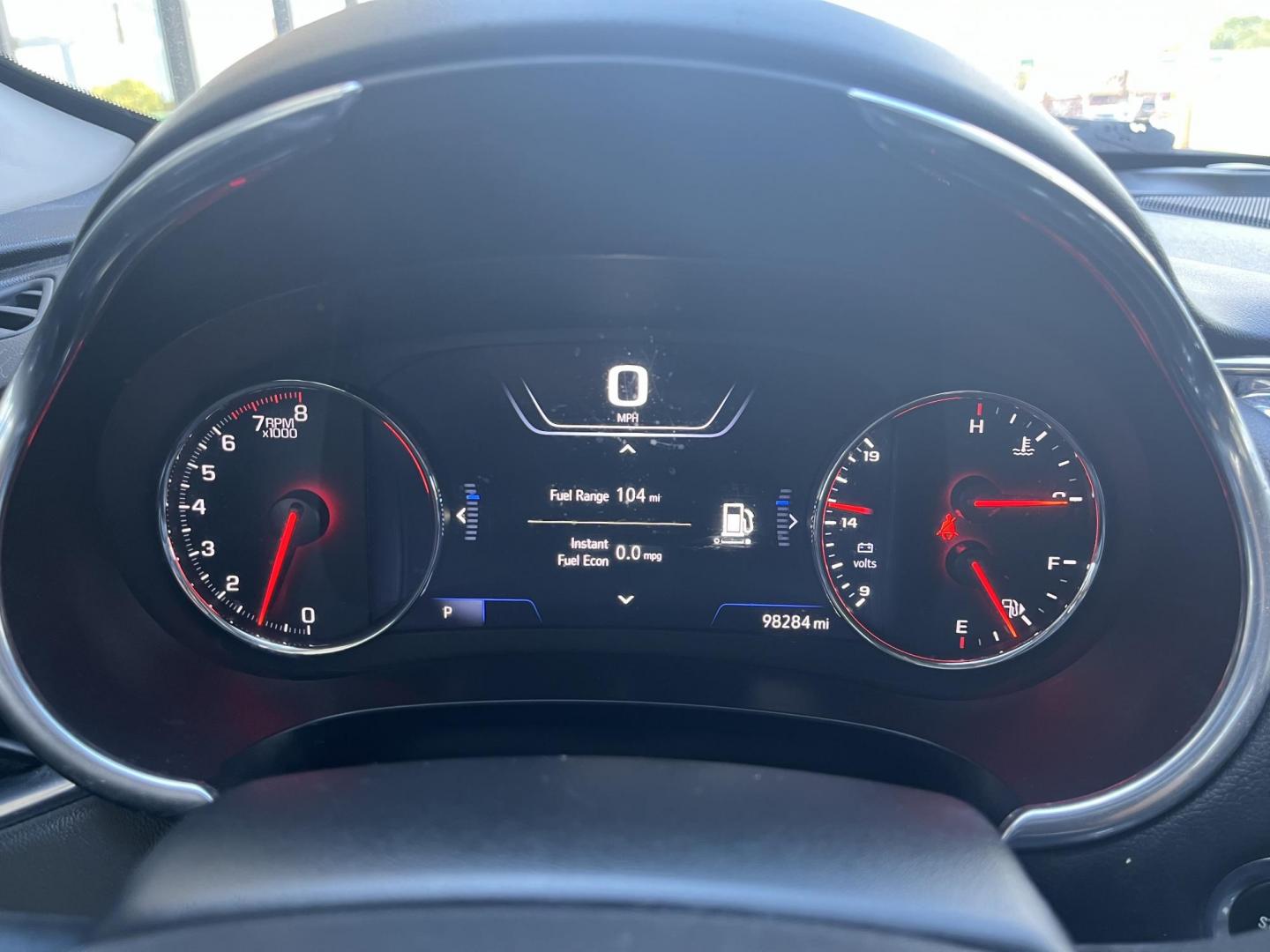 2020 White Chevrolet Malibu Premier (1G1ZE5SX9LF) with an 2.0L L4 DOHC 16V engine, 6-Speed Automatic transmission, located at 1633 W Kimberly, Davenport, IA, 52806, (563) 323-5341, 41.559456, -90.598732 - Photo#6