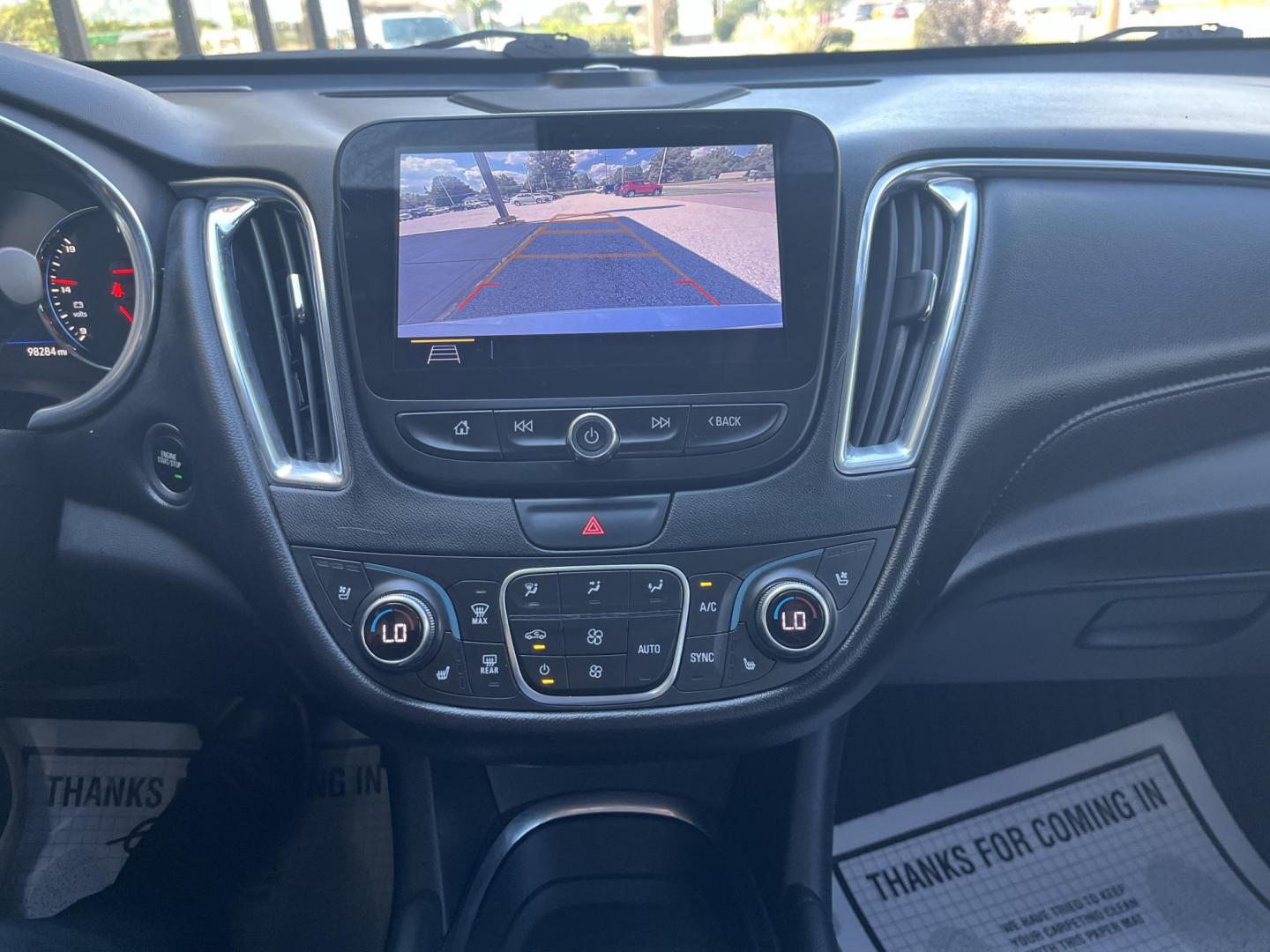 2020 White Chevrolet Malibu Premier (1G1ZE5SX9LF) with an 2.0L L4 DOHC 16V engine, 6-Speed Automatic transmission, located at 1633 W Kimberly, Davenport, IA, 52806, (563) 323-5341, 41.559456, -90.598732 - Photo#7