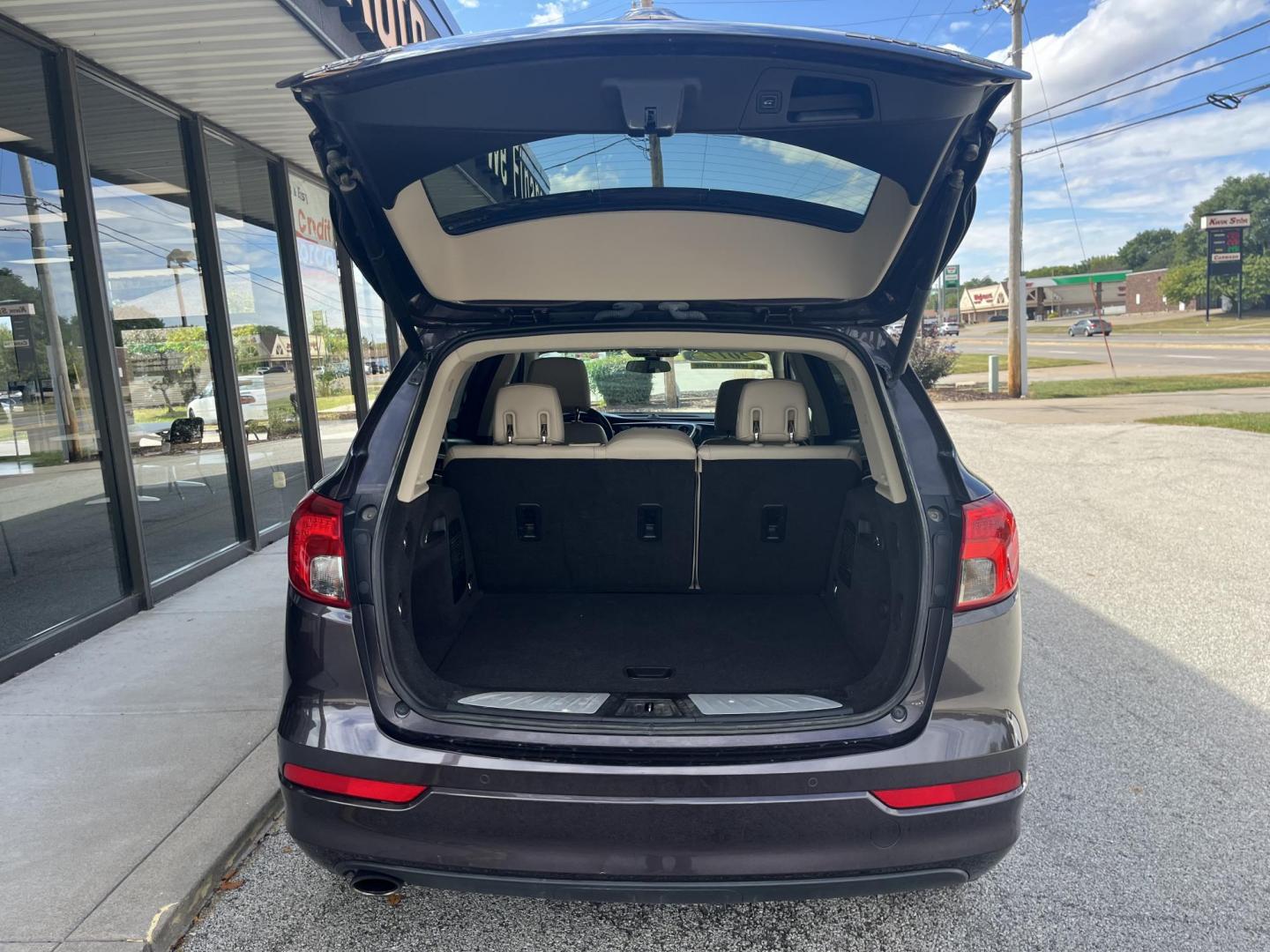 2017 Midnight Amethyst Metallic Buick Envision Essence (LRBFXDSA7HD) with an 2.5L I-4 gasoline direct injection engine, located at 1633 W Kimberly, Davenport, IA, 52806, (563) 323-5341, 41.559456, -90.598732 - Photo#5