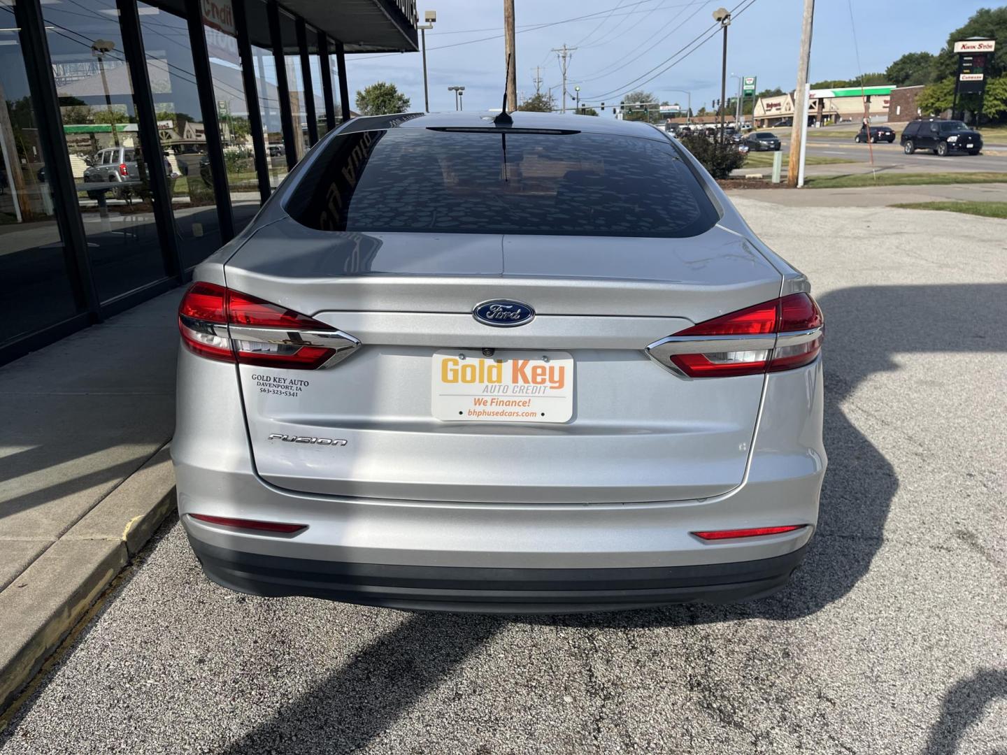 2019 Ingot Silver Metallic Ford Fusion S (3FA6P0G79KR) with an Duratec 2.5L I-4 DOHC engine, located at 1633 W Kimberly, Davenport, IA, 52806, (563) 323-5341, 41.559456, -90.598732 - Photo#4