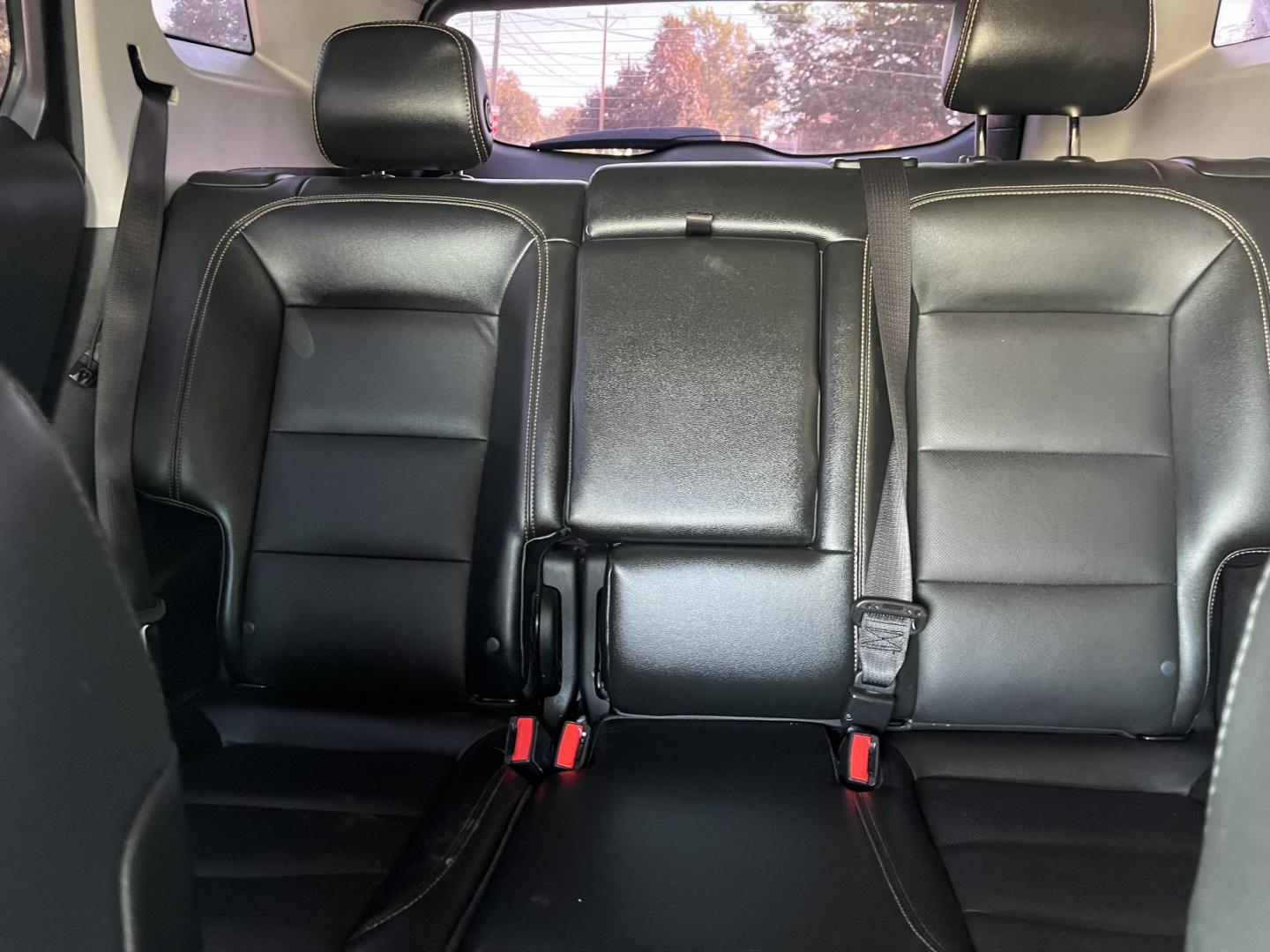 2020 Blue Emerald Metallic GMC Terrain FWD SLT (3GKALPEX2LL) , located at 1633 W Kimberly, Davenport, IA, 52806, (563) 323-5341, 41.559456, -90.598732 - Photo#9