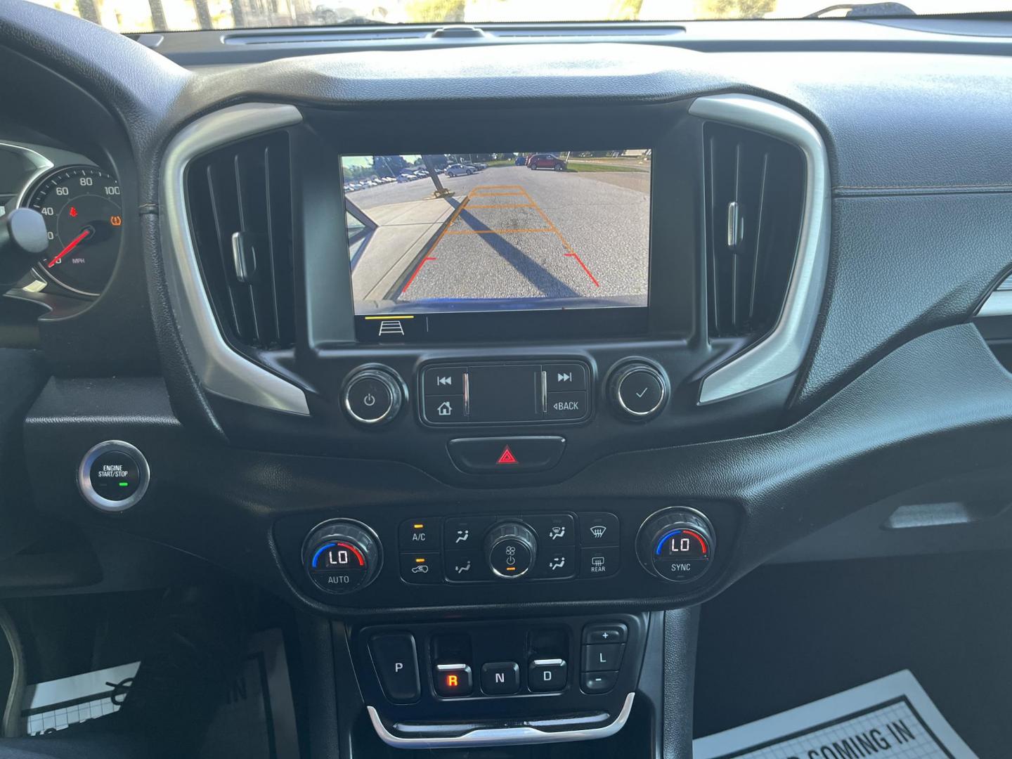 2020 Blue Emerald Metallic GMC Terrain FWD SLT (3GKALPEX2LL) , located at 1633 W Kimberly, Davenport, IA, 52806, (563) 323-5341, 41.559456, -90.598732 - Photo#7