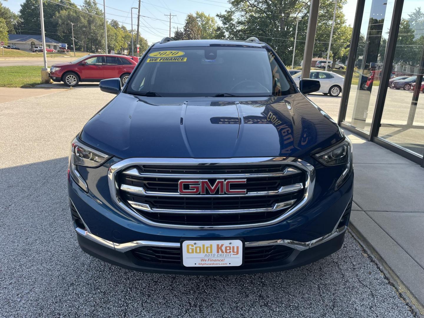 2020 Blue Emerald Metallic GMC Terrain FWD SLT (3GKALPEX2LL) , located at 1633 W Kimberly, Davenport, IA, 52806, (563) 323-5341, 41.559456, -90.598732 - Photo#1