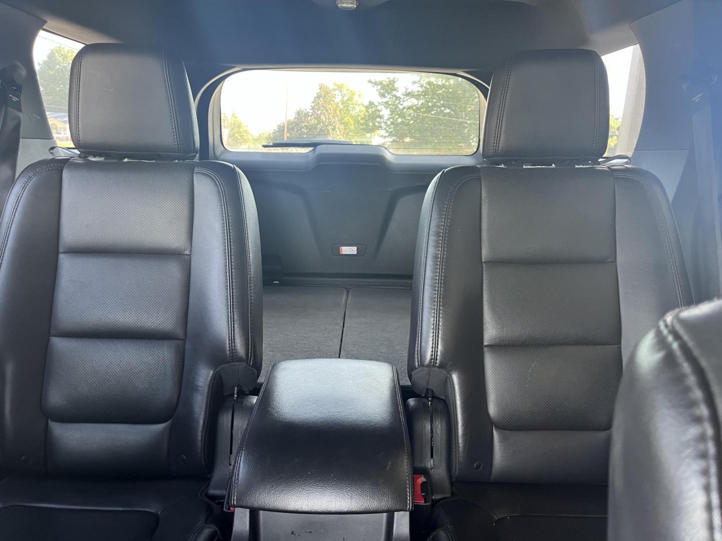 2013 Sterling Grey Metall Ford Explorer Limited 4WD (1FM5K8F86DG) with an 3.5L V6 DOHC 24V engine, 6-Speed Automatic transmission, located at 1633 W Kimberly, Davenport, IA, 52806, (563) 323-5341, 41.559456, -90.598732 - Photo#9